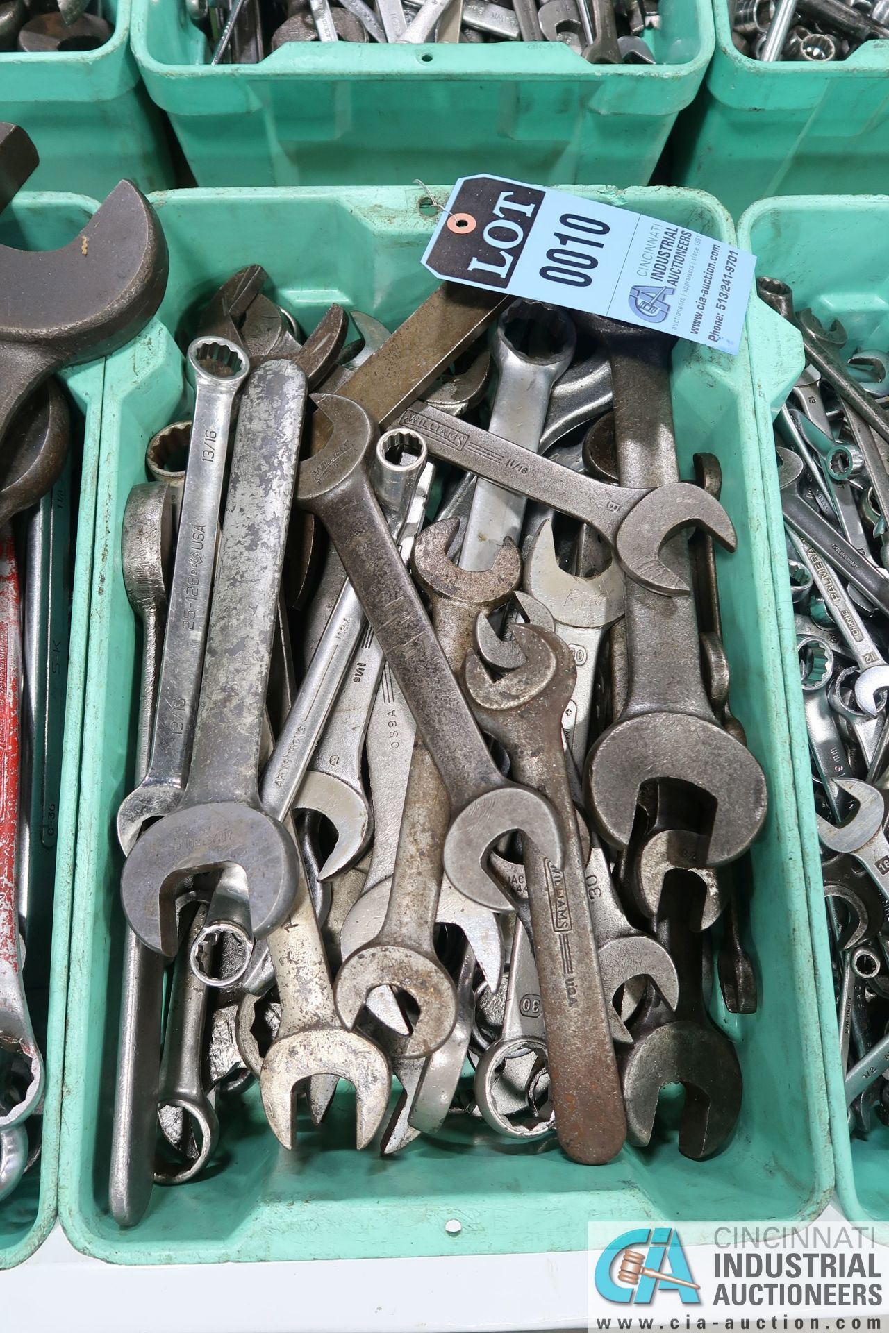 (LOT) WRENCHES