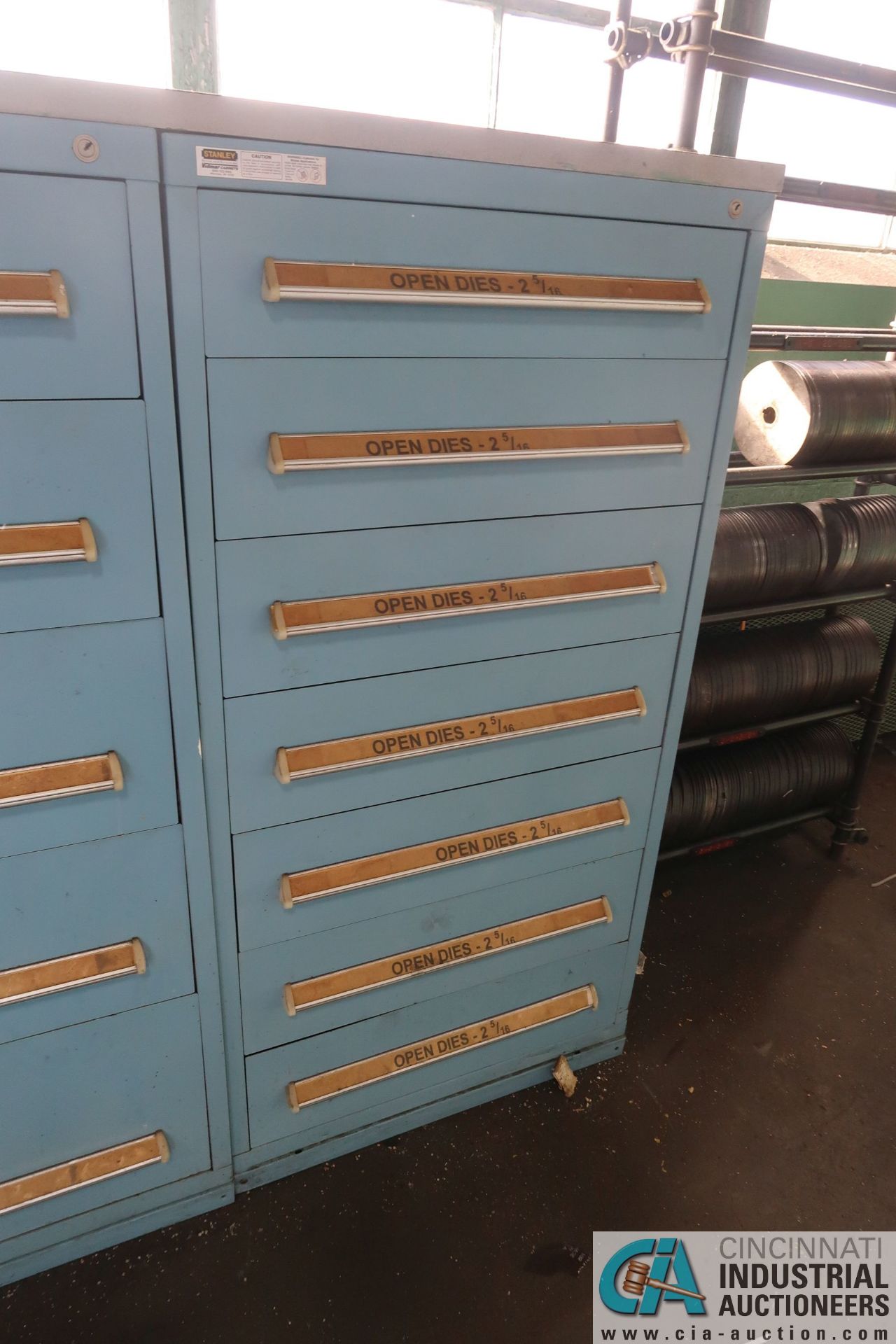 7-DRAWER VIDMAR CABINET WITH MISC. 2-5/16" DIES - Loading fee due the "ERRA" Pedowitz Machinery