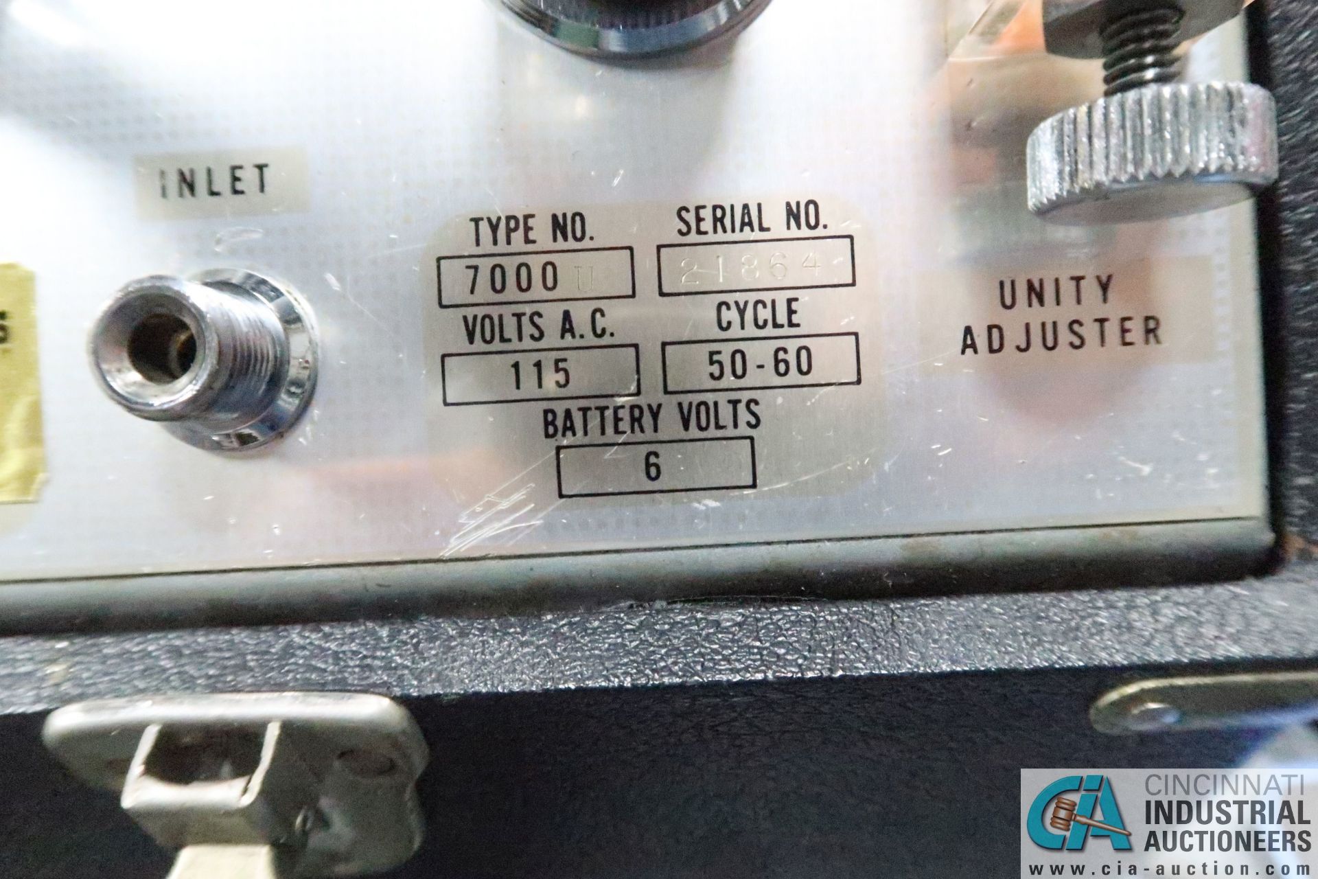 (LOT) NOVA MODEL 203 DEW POINT ANALYZER AND INDUSTRONICS TYPE 7000II PRESSURE ANALYZER - Image 3 of 5