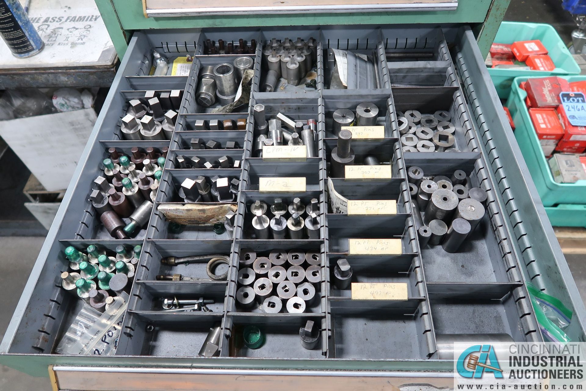 8-DRAWER LISTA-TYPE CABINET WITH MISC. HOT FORGE TOOLING - Loading fee due the "ERRA" - Image 3 of 8