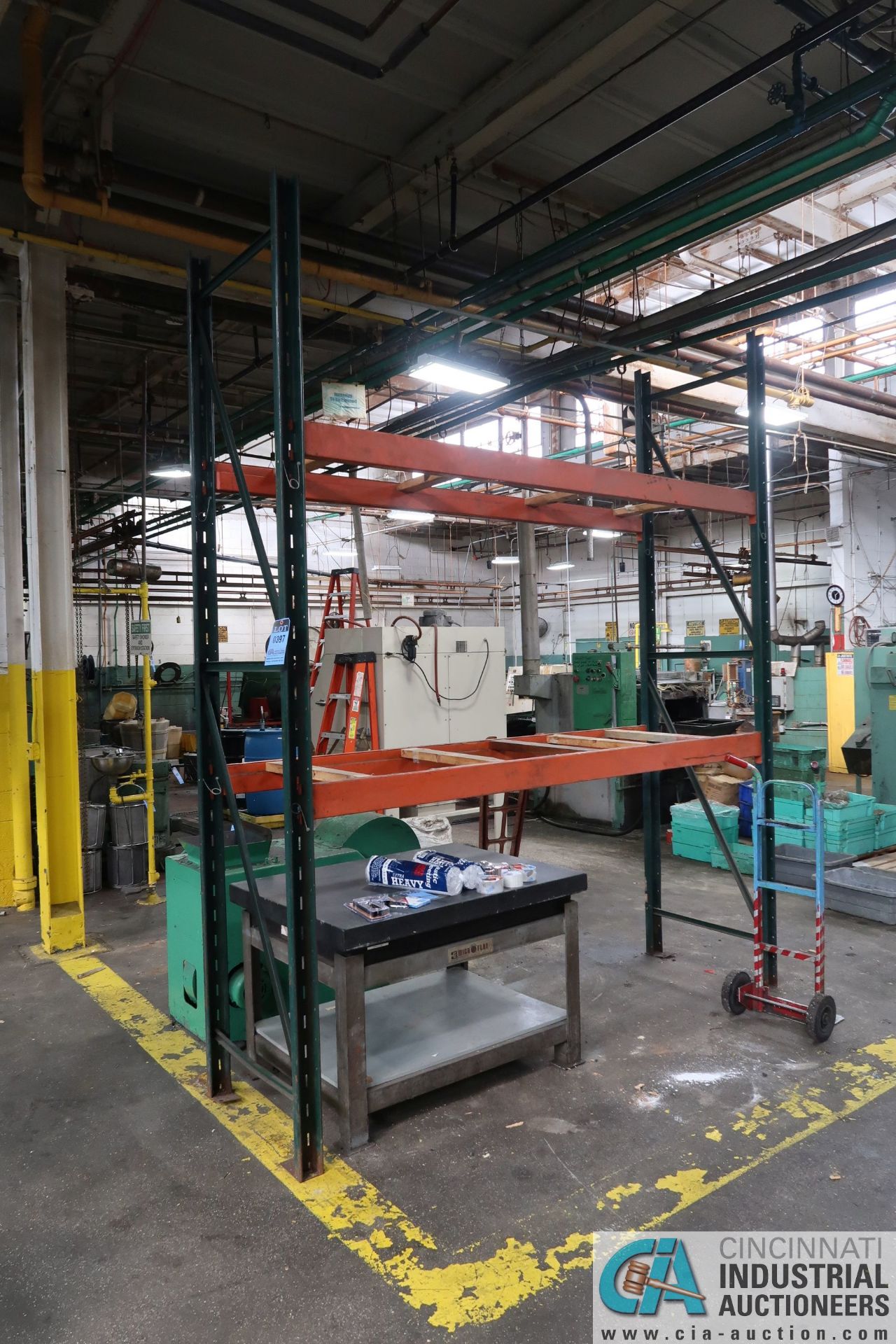 SECTIONS 102" X 32" X 132" ADJUSTABLE BEAM PALLET RACK