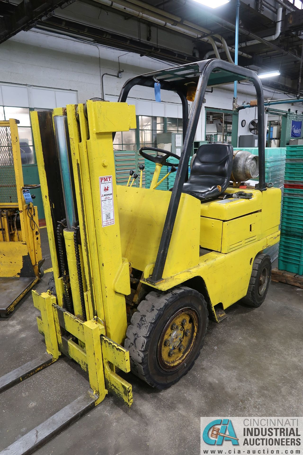 5,000 LB CATERPILLAR MODEL V50C LP GAS SOLID PNEUMATIC TIRE LIFT TRUCK; S/N 02Y00427, 3-STAGE