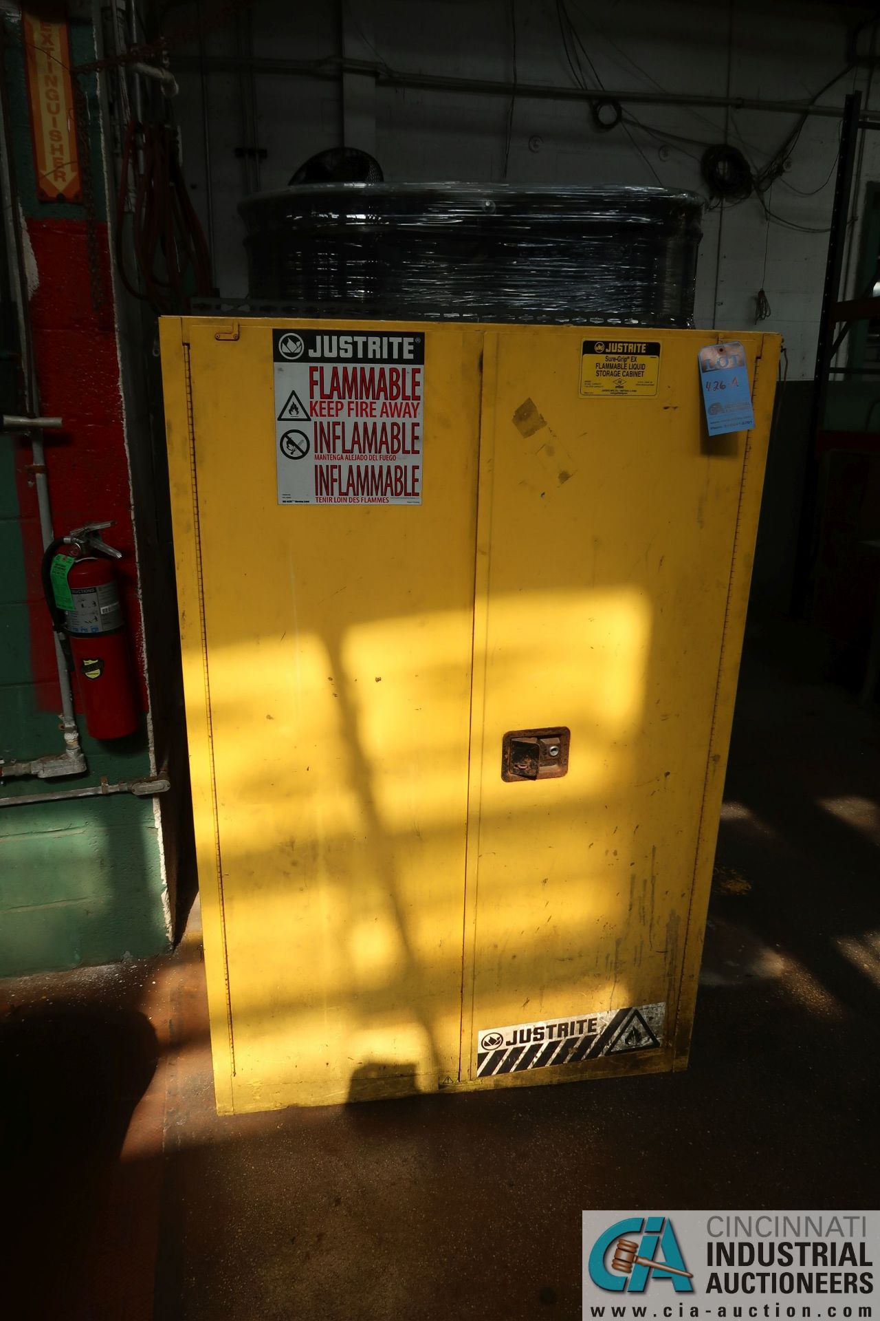 SAFETY CABINET