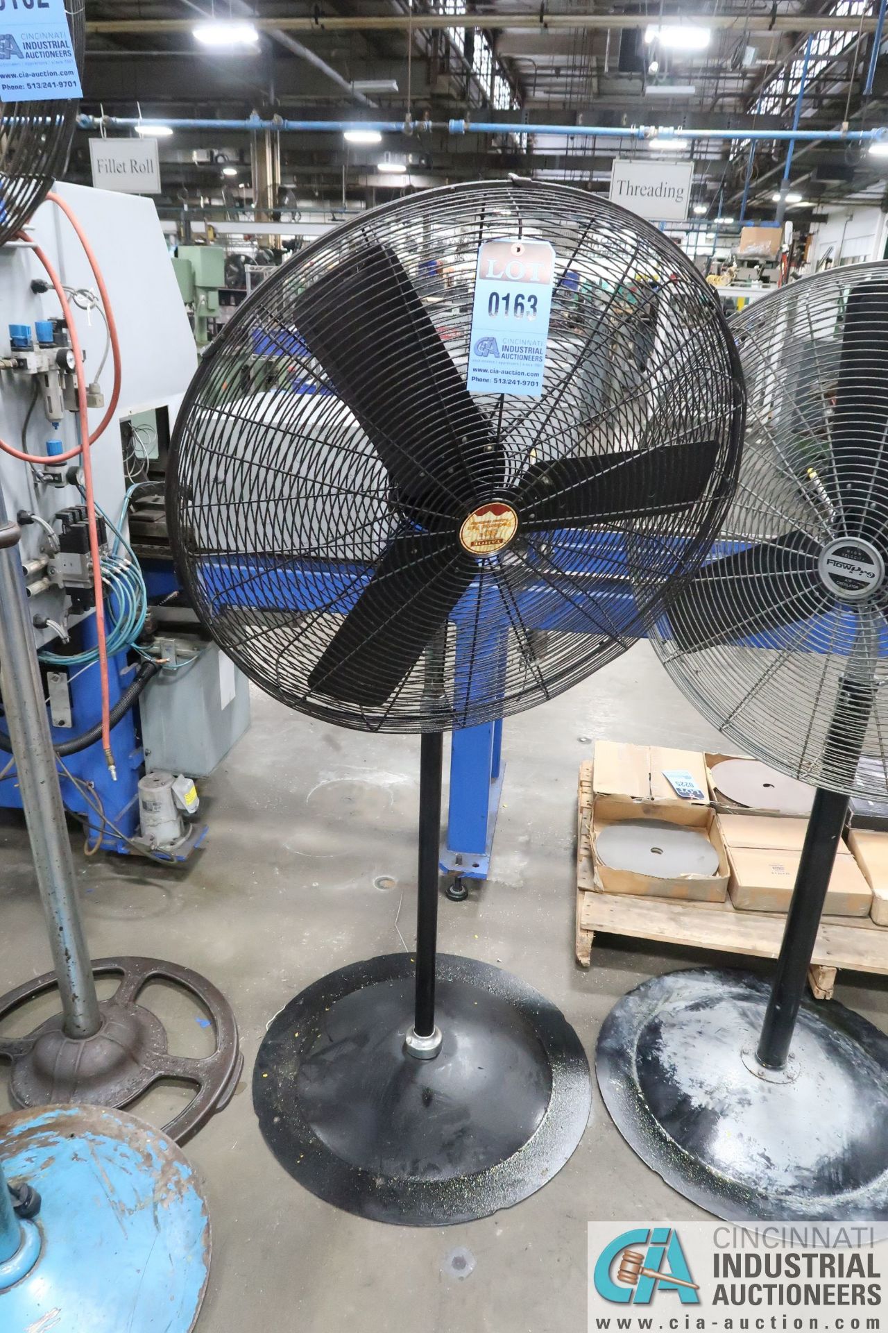 28" PEDESTAL FAN