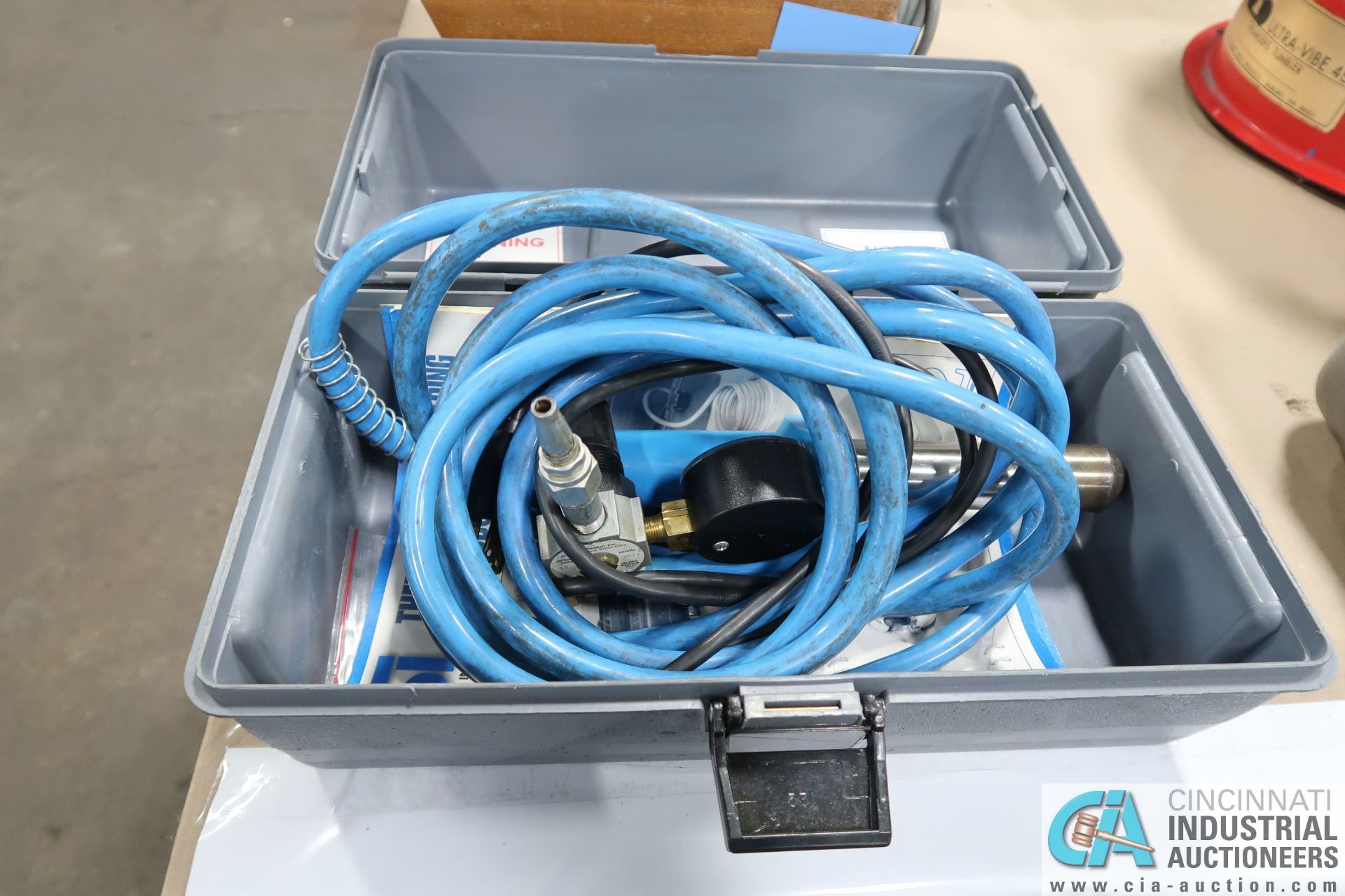 SEELYE ELECTRIC PLASTIC WELDER - Image 2 of 3