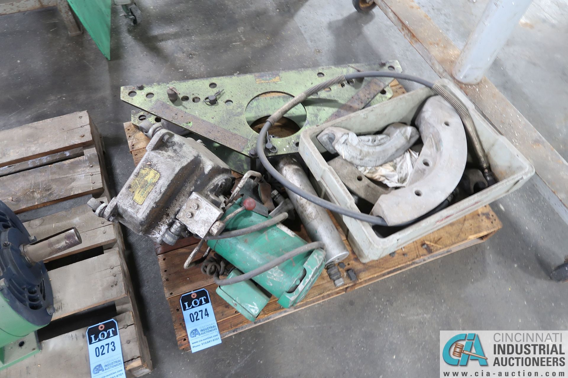 GREENLEE NO. 88 HYDRAULIC BENDER - Loading fee due the “ERRA” Pedowitz Machinery Movers