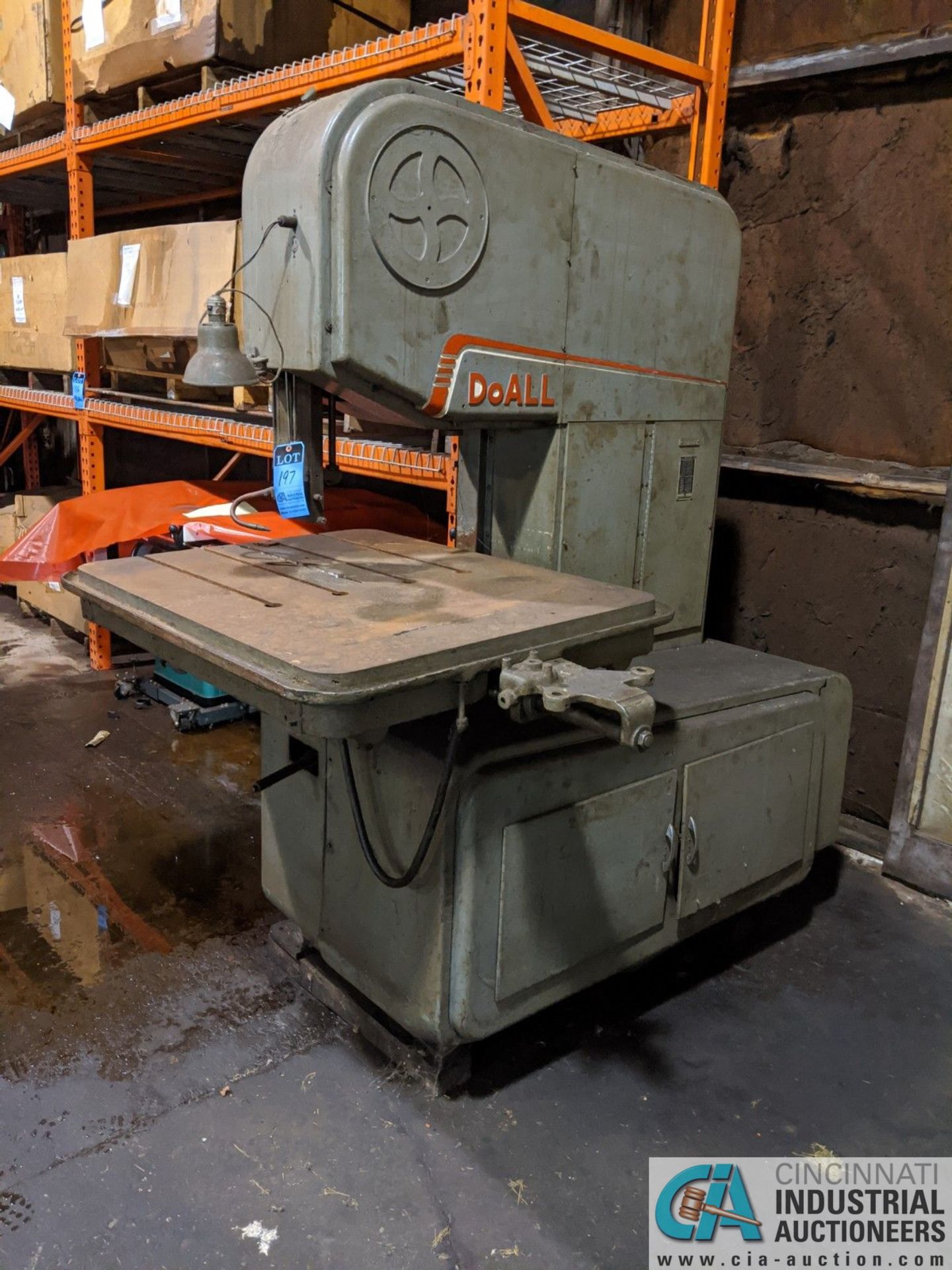 20" DOALL VERTICAL BAND SAW - PARTS MACHINE