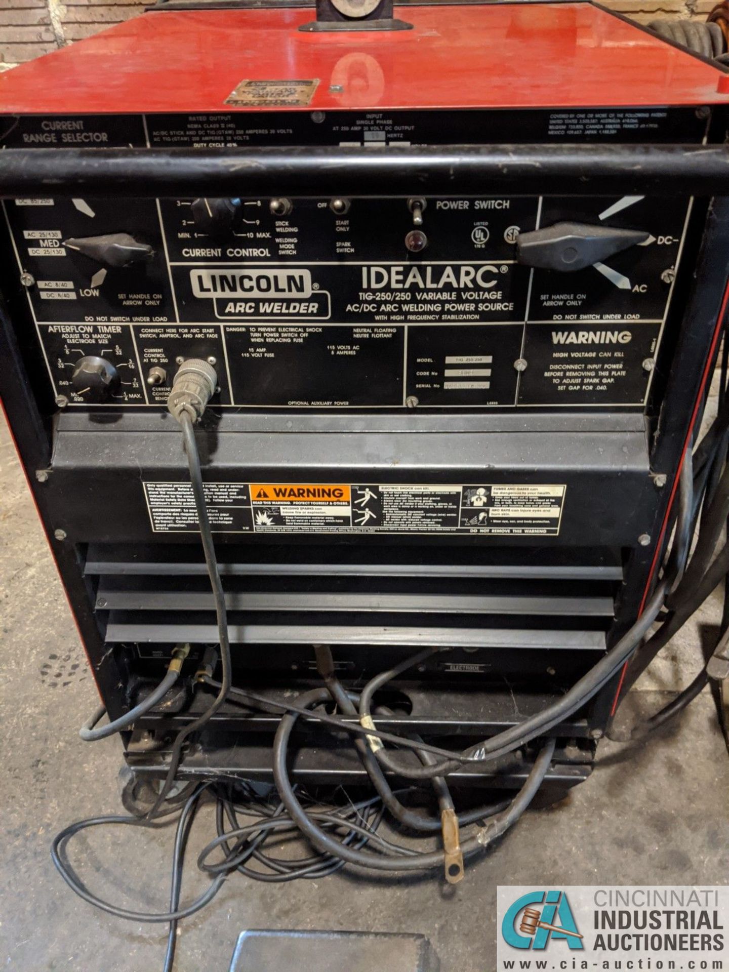 250 AMP LINCOLN IDEALARC TIG 250/250 VARIABLE VOLTAGE WELDER - NO TANK - Image 2 of 4