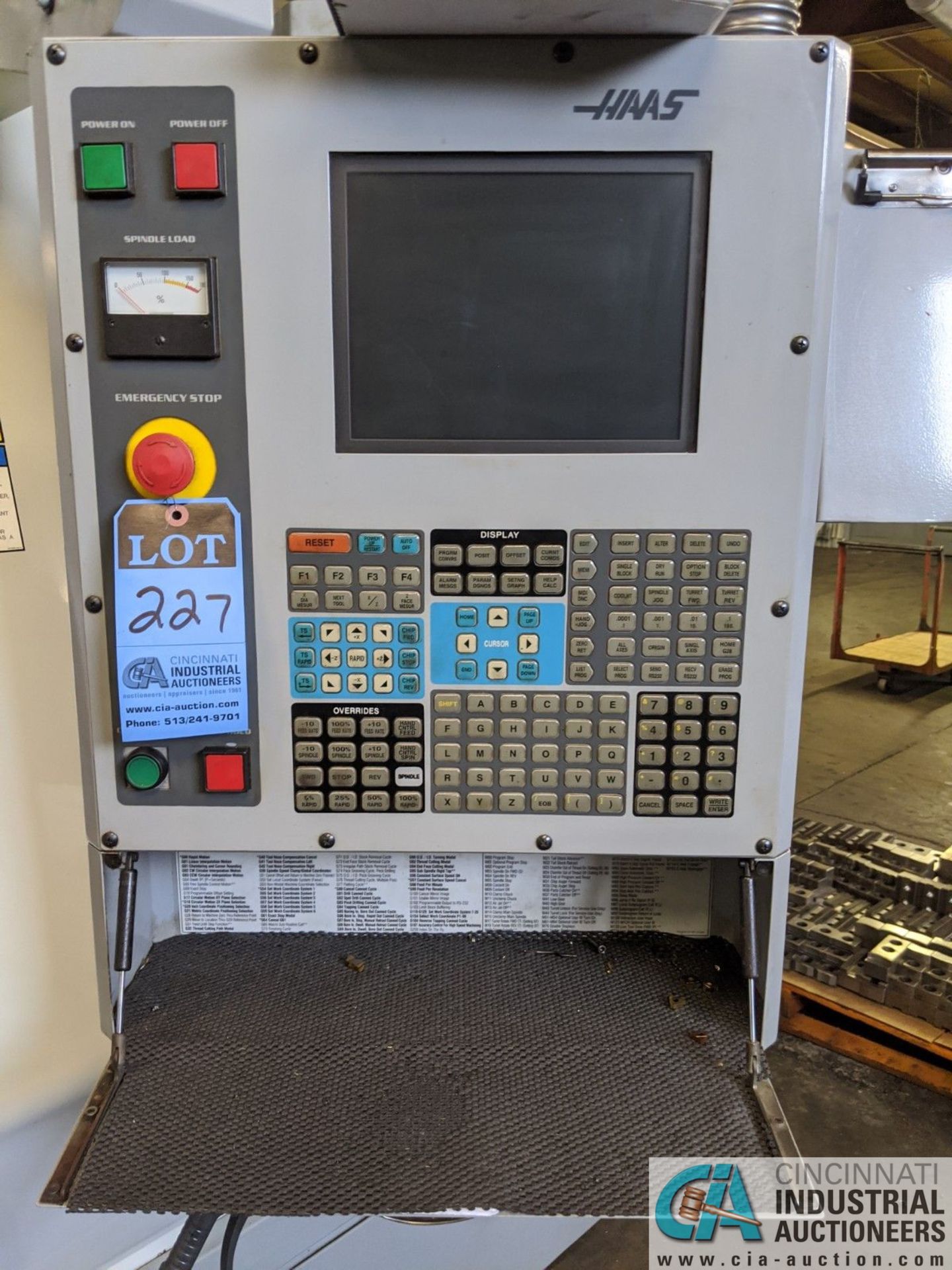 HAAS MODEL SL-40T CNC TURNING CENTER; S/N 69082, 18" 3-JAW CHUCK, 10 POSITION TURRET, TAILSTOCK, - Image 3 of 14