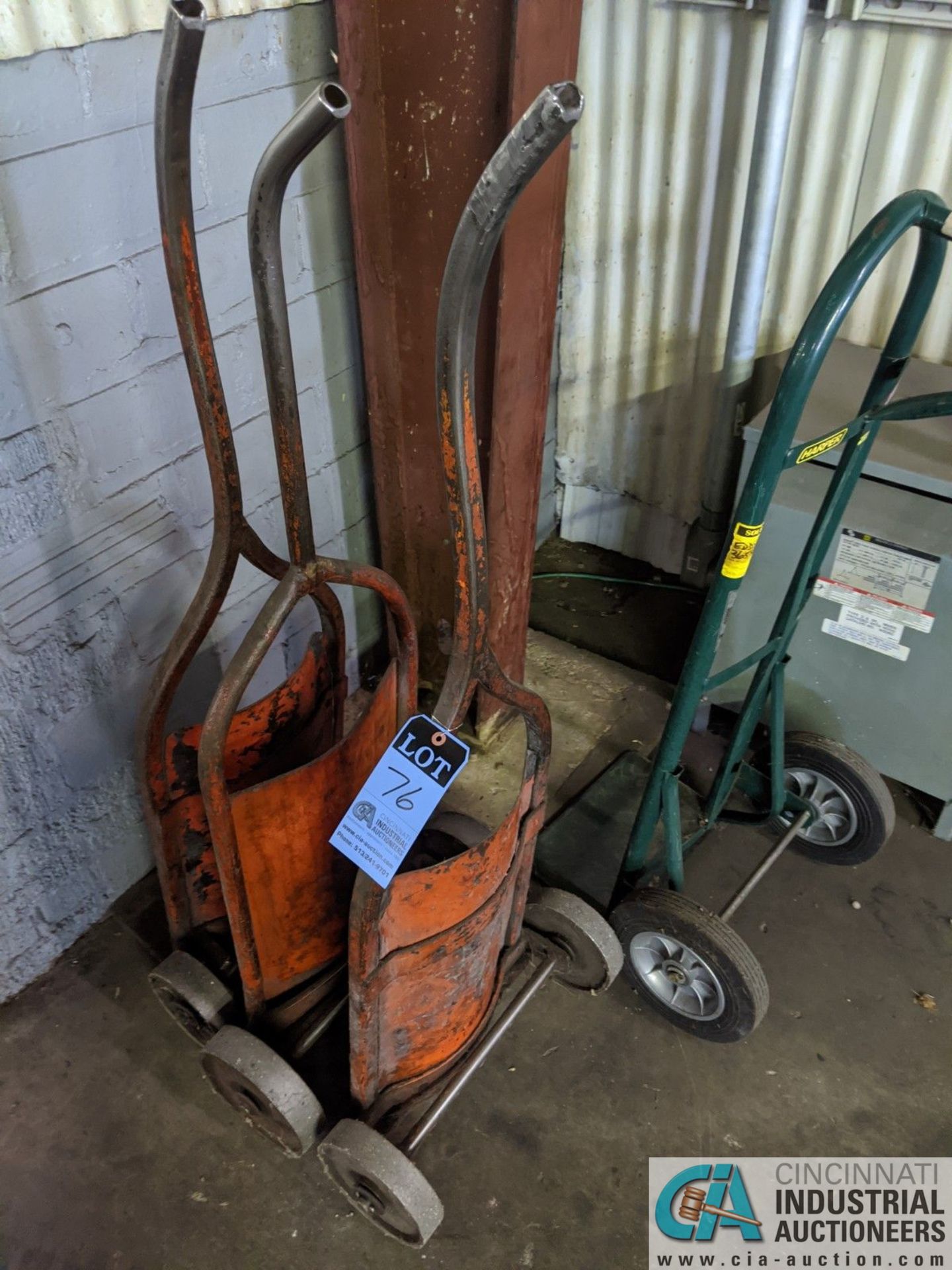 (LOT) 2-WHEEL HAND CARTS