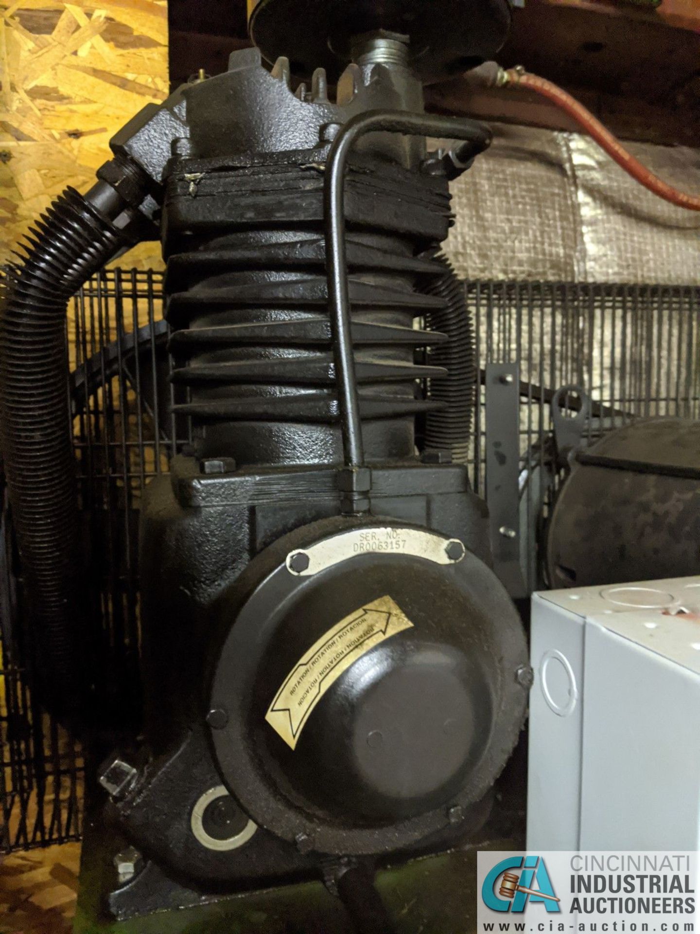 7-1/2 HP SPEEDAIRE VERTICAL TANK AIR COMPRESSOR ***DELAY REMOVAL - PICK UP 3-31-2020*** - Image 2 of 3