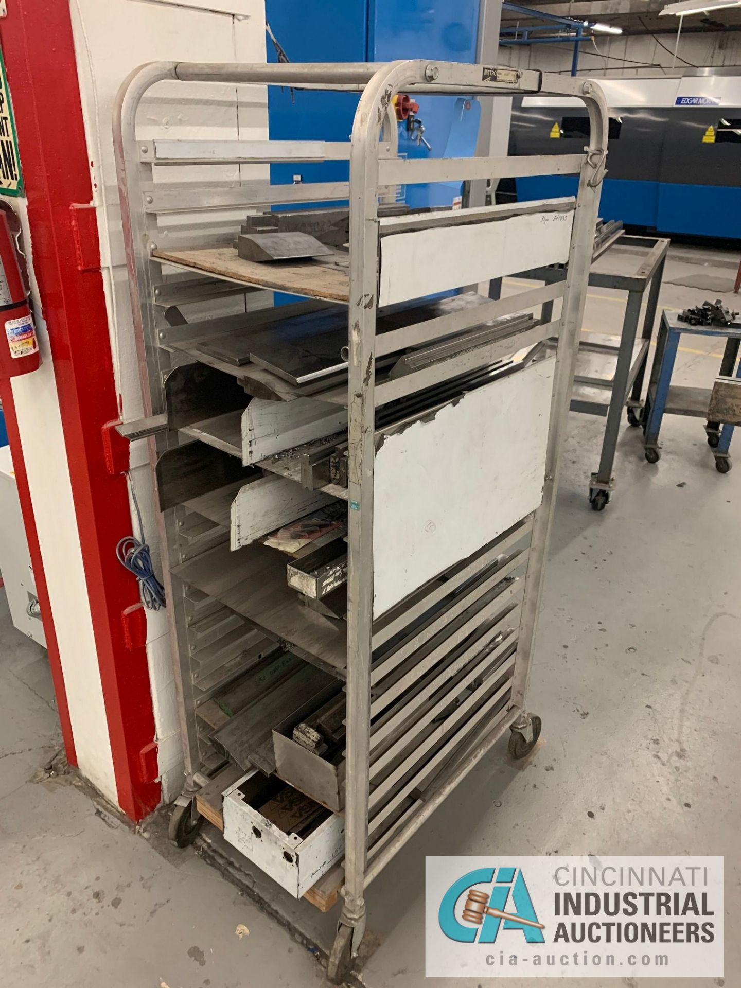 (LOT) PRESS BRAKE DIES ON 24" DEEP BAKERY RACK - Image 2 of 9