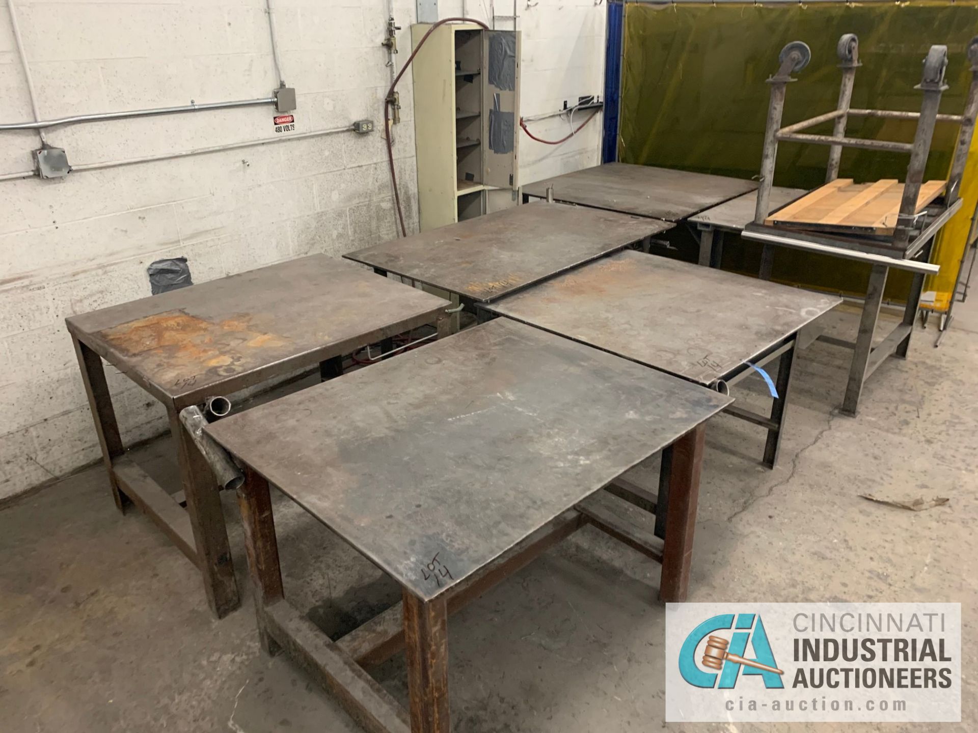 VARIOUS HEAVY WELD TABLES - Image 2 of 3