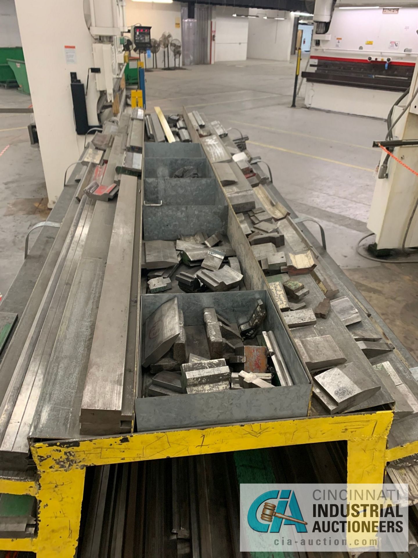 (LOT) LARGE QUANTITY PRESS BRAKE DIES ON A-FRAME RACK, APPROX. (8) 8' AND OVER, APPROX. (20) 4'-6' - Image 12 of 17