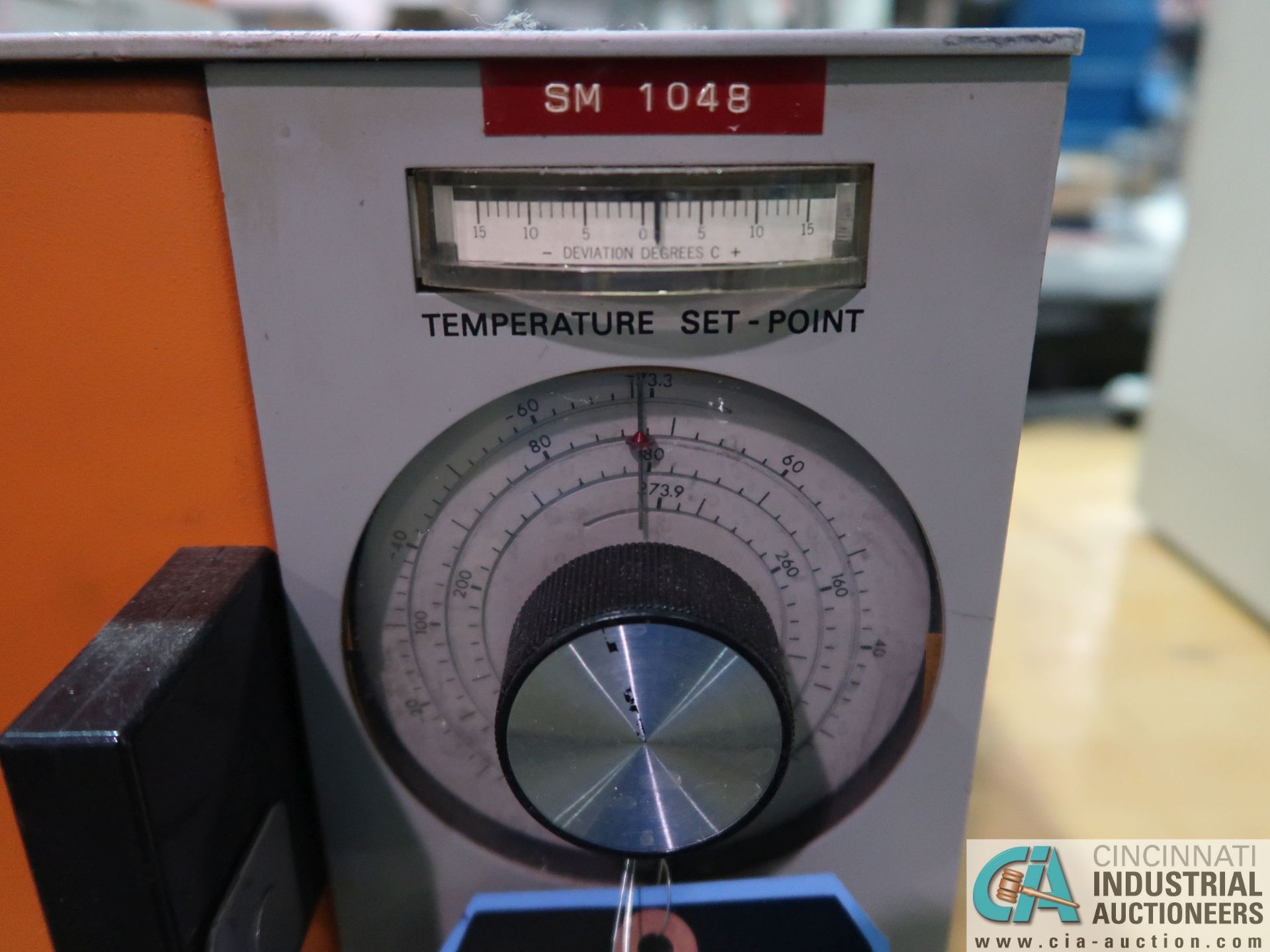 STATHMAN MODEL SD-60-5R-B TEMPERATURE TEST CHAMBER; S/N 2200, MAX. TEMP 525 DEGREES F, CHAMBER - Image 2 of 6