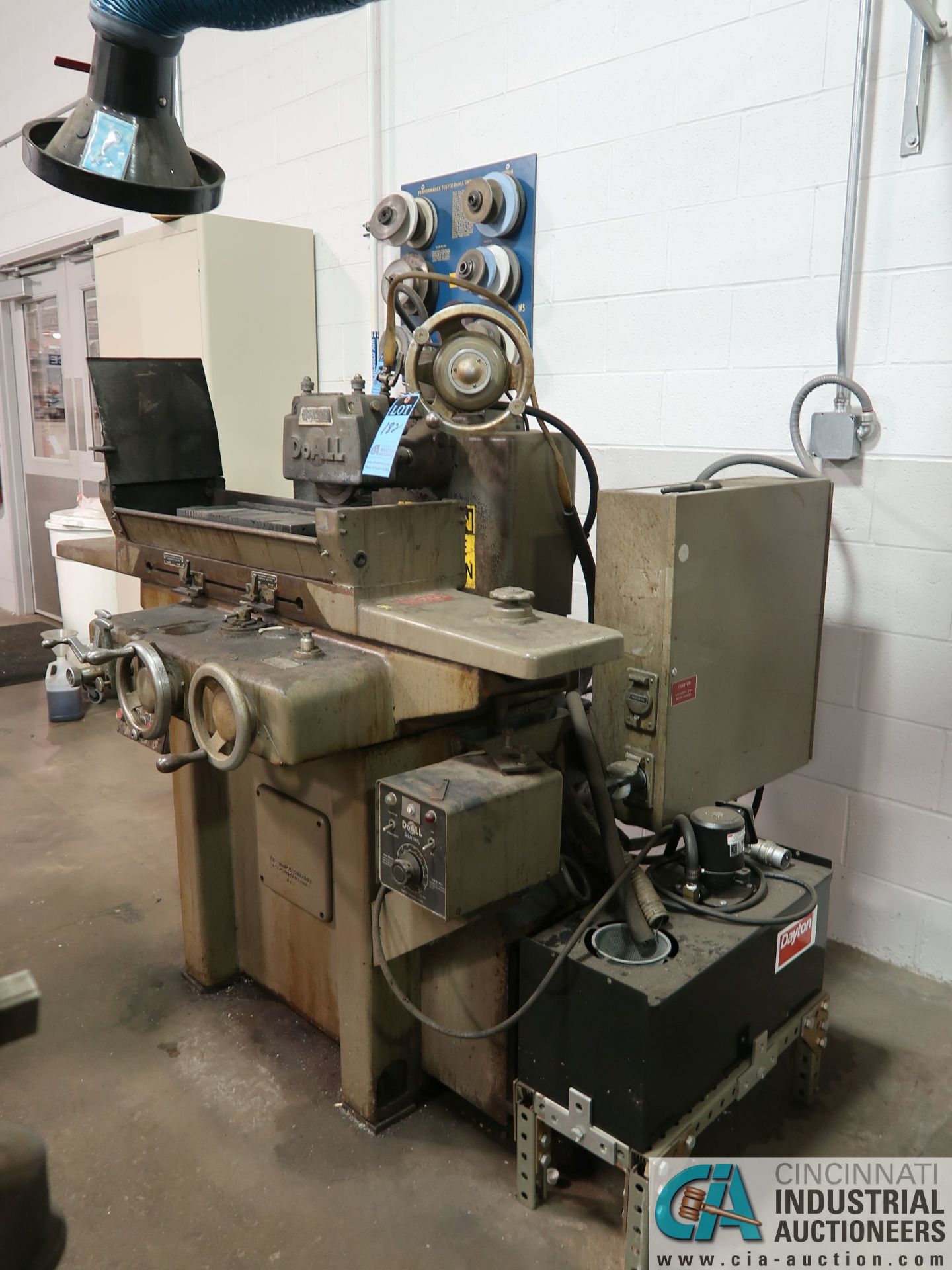 6" X 18" DO-ALL MODEL D6-18 SURFACE GRINDER; S/N 219-68467, DO-ALL SELECTRONIC CONTROLS - Image 3 of 10