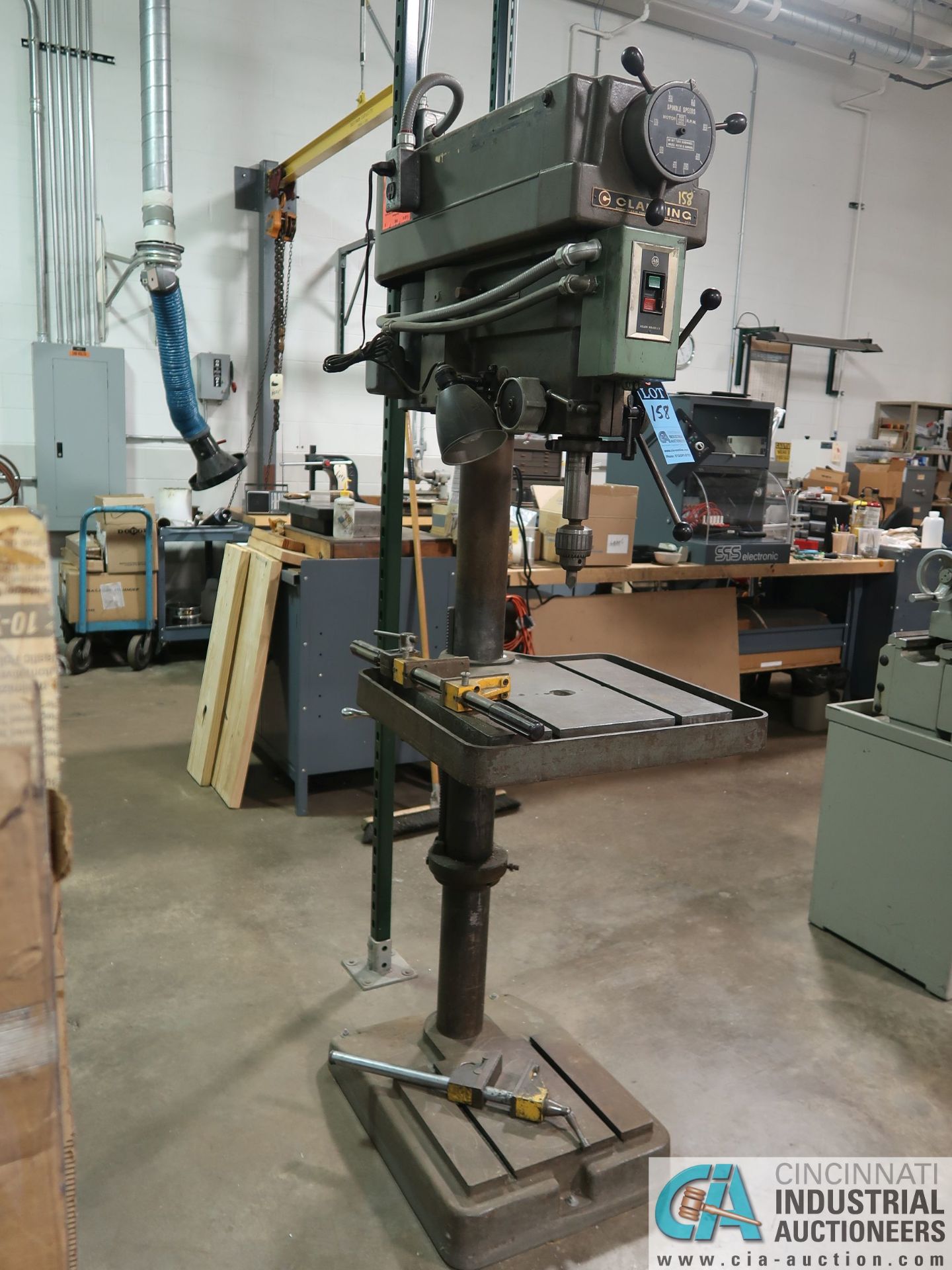 20" CLAUSING SERIES 22V SINGLE SPINDLE FLOOR DRILL; S/N 500699, 150 - 2,000 RPM, 15-1/2" X 18" - Image 3 of 8