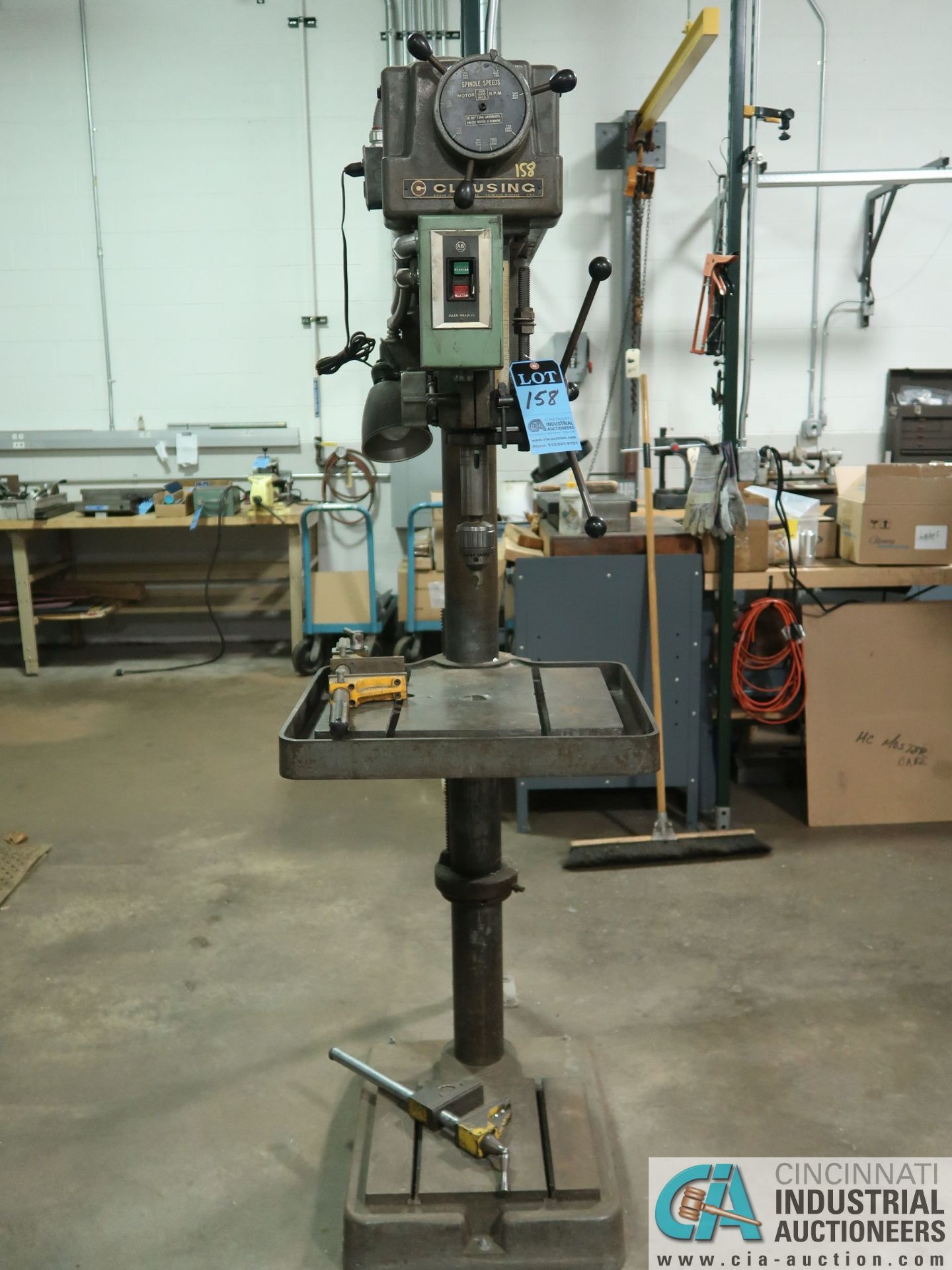 20" CLAUSING SERIES 22V SINGLE SPINDLE FLOOR DRILL; S/N 500699, 150 - 2,000 RPM, 15-1/2" X 18" - Image 2 of 8