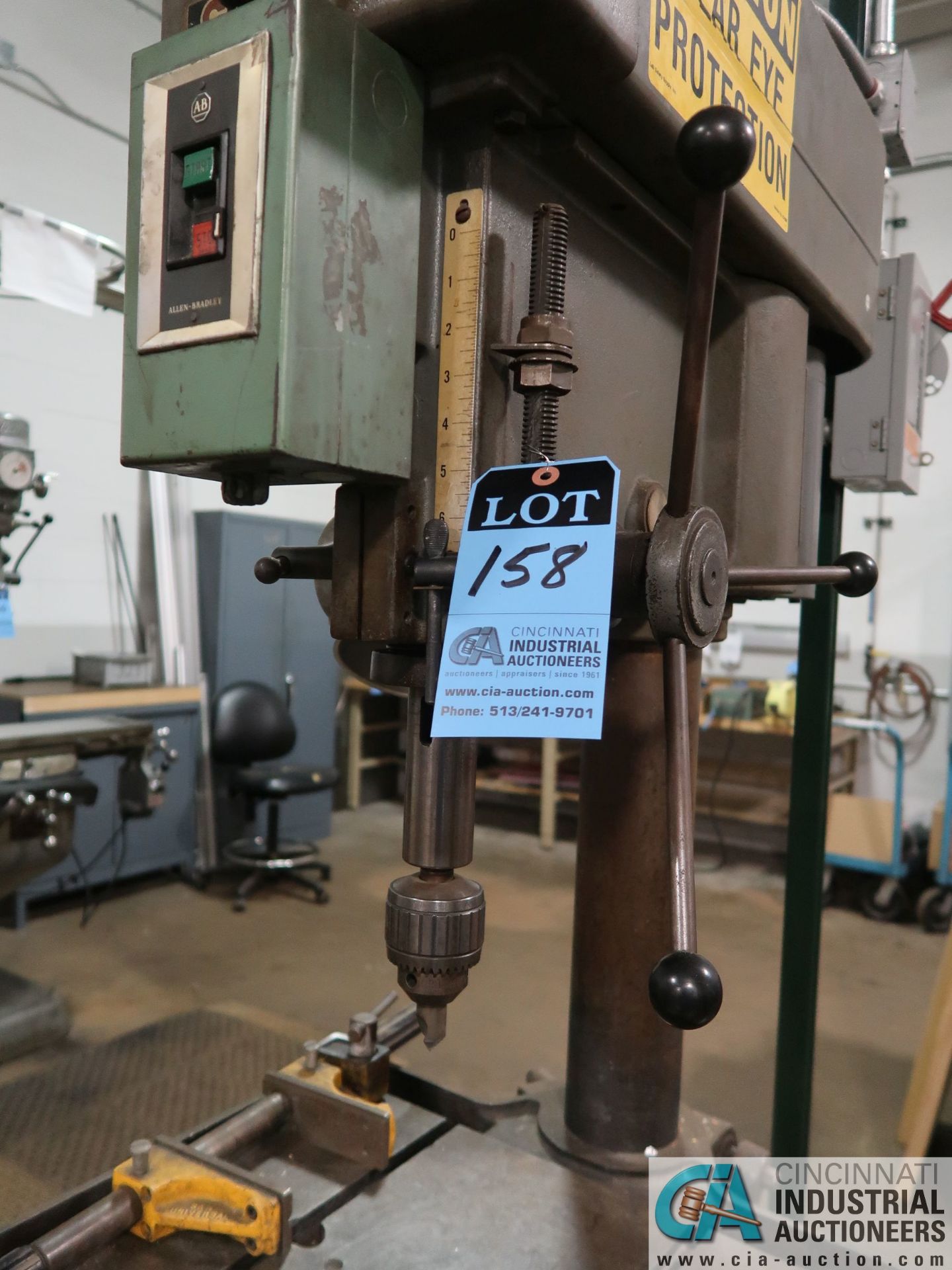 20" CLAUSING SERIES 22V SINGLE SPINDLE FLOOR DRILL; S/N 500699, 150 - 2,000 RPM, 15-1/2" X 18" - Image 4 of 8