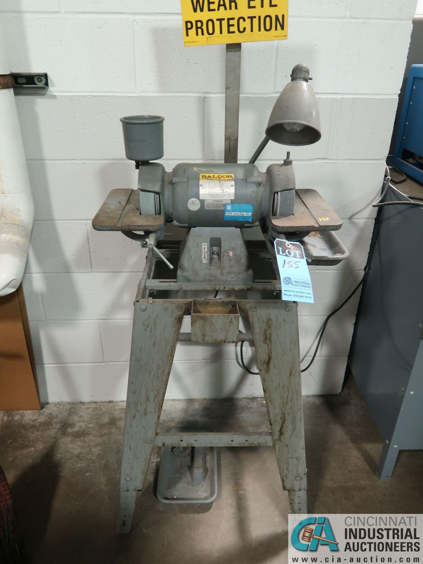 1/2 HP BALDOR CAT. NO. 500 DE CARBIDE TOOL GRINDER; S/N A559-343