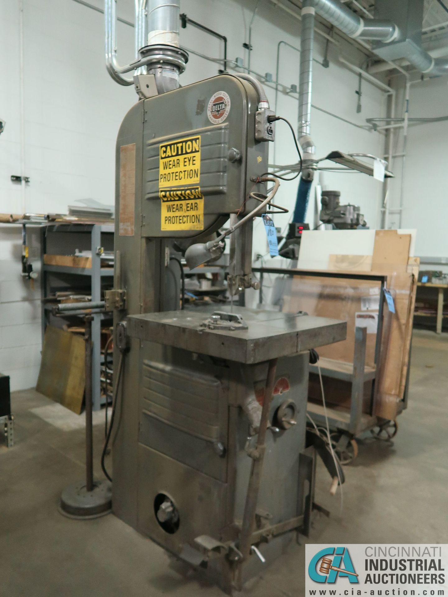 20" DELTA MODEL 28-365 VERTICAL BAND SAW; S/N 1288150, 24" X 24" TABLE, BLADE WELDER - Image 2 of 5