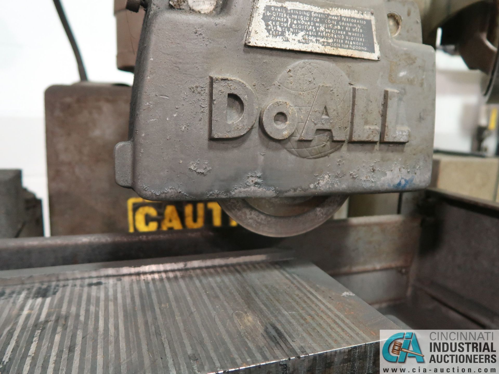 6" X 18" DO-ALL MODEL D6-18 SURFACE GRINDER; S/N 219-68467, DO-ALL SELECTRONIC CONTROLS - Image 4 of 10