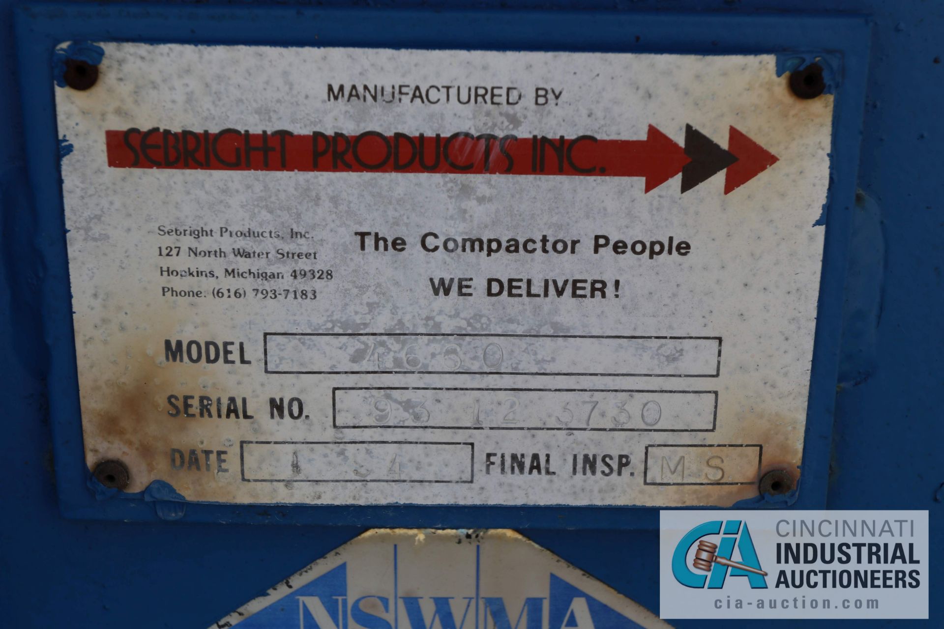 10 HP SEBRIGHT MODEL 4660 TRASH COMPACTOR; S/N 93123730 (NEW 11/1994) - $200.00 Rigging Fee Due to - Image 3 of 6