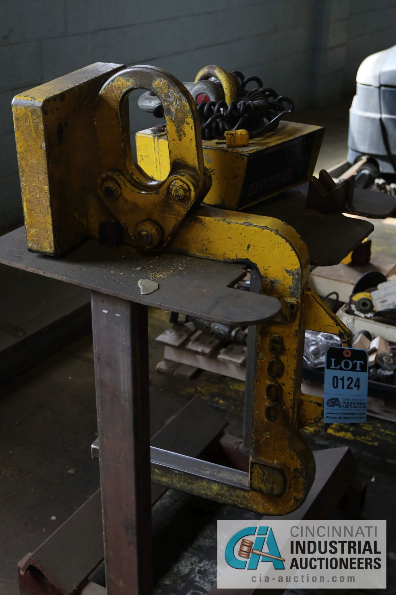 6,000 LB. BRADLEY COIL LIFT C HOOK; 15" PICK TONGUE, 20" HEIGHT INSIDE C - $20.00 Rigging Fee Due to