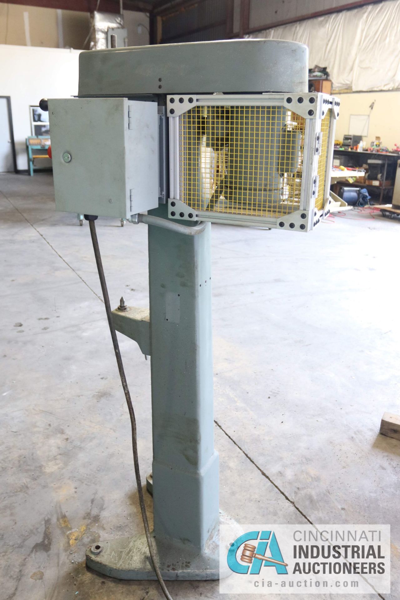 10" X 36" EXECLLO CENTER LAPPING / POLISHING MACHINE - $20.00 Rigging Fee Due to Onsite Rigger - - Image 2 of 2