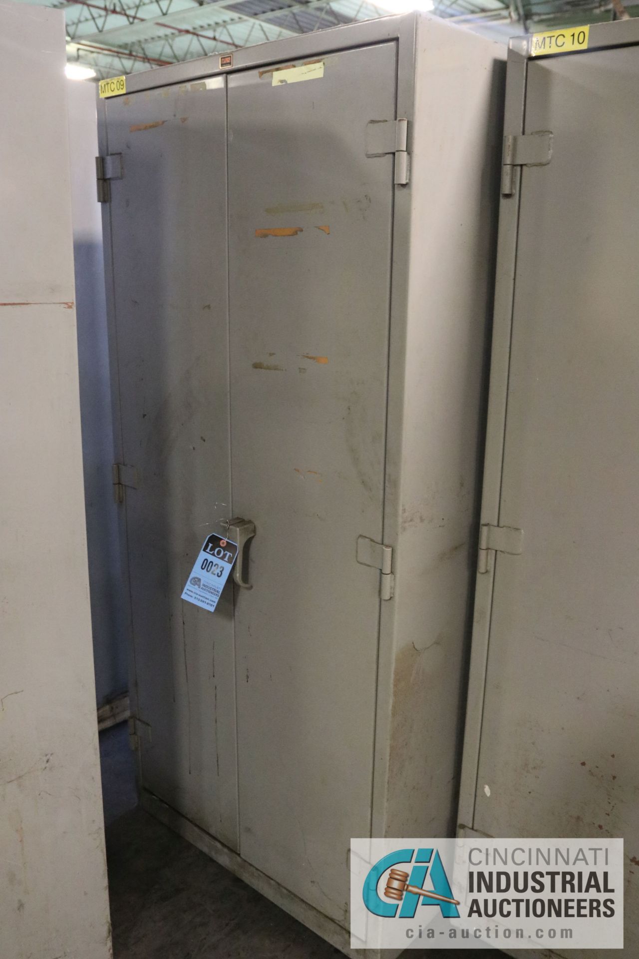 36" X 21" X 78" LYON CABINET W/ SHELVES - $10.00 Rigging Fee Due to Onsite Rigger - Located in