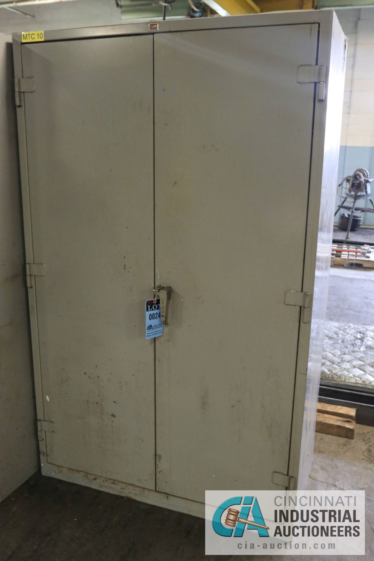 48" X 24" X 78" LYON CABINET W/ SHELVES - $10.00 Rigging Fee Due to Onsite Rigger - Located in