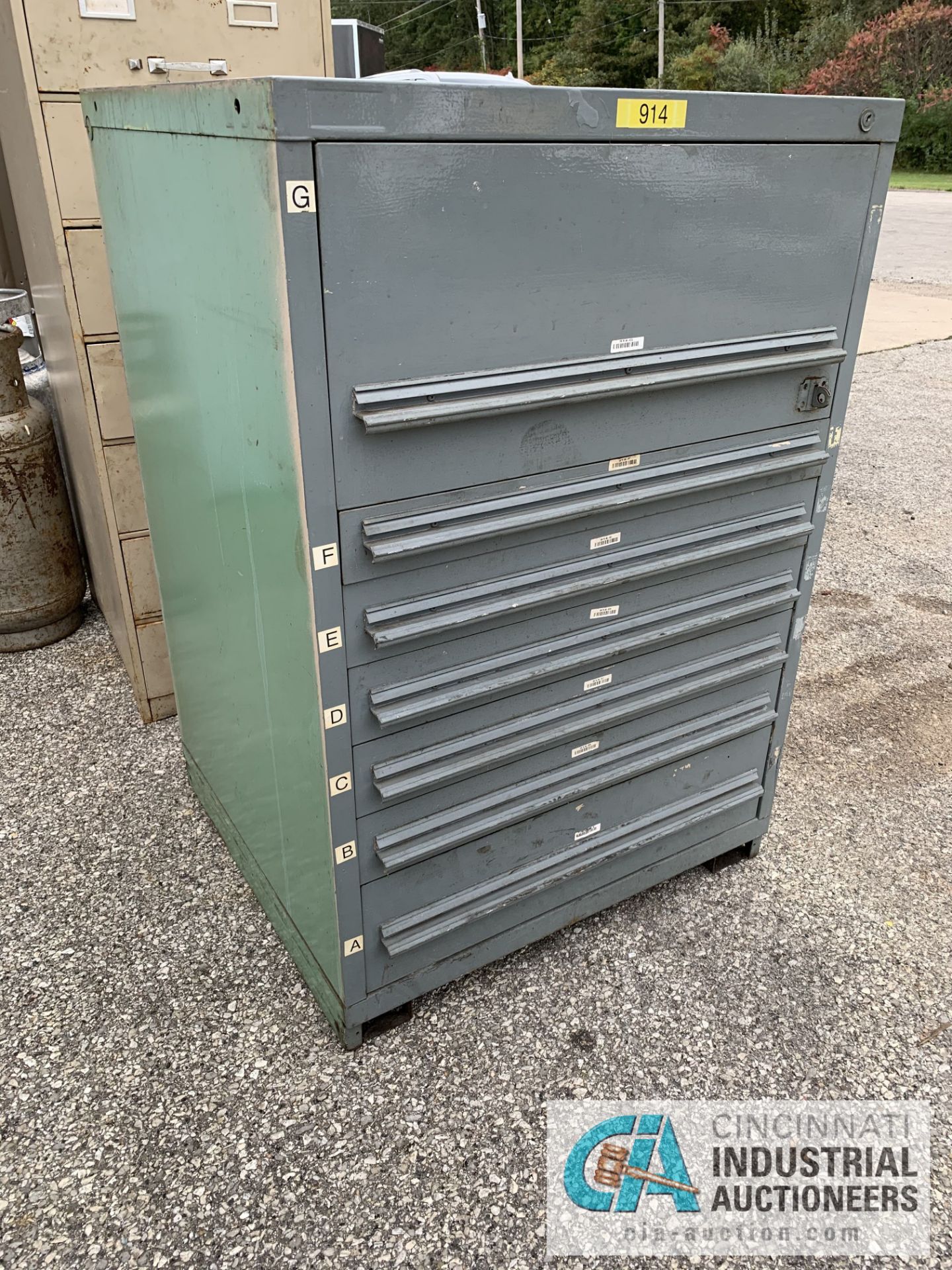 44" SEVEN-DRAWER VIDMAR CABINET - $10.00 Rigging Fee Due to Onsite Rigger - Located in Holland,