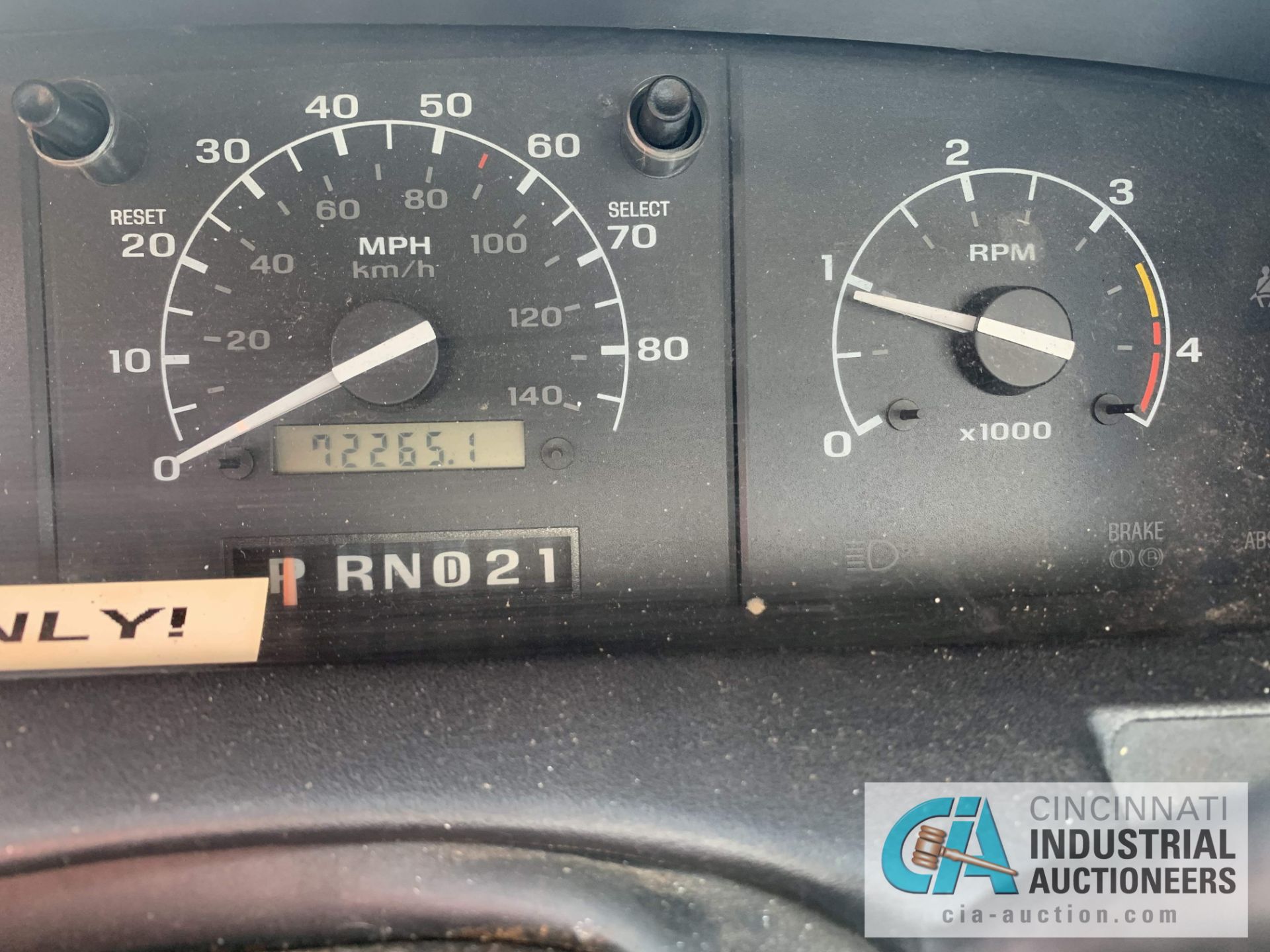 1993 FORD SUPER DUTY XLT FLAT BED TRUCK; 72,265 MILES, VIN #2FDLF47MXPCB36873 - Located in - Image 9 of 11