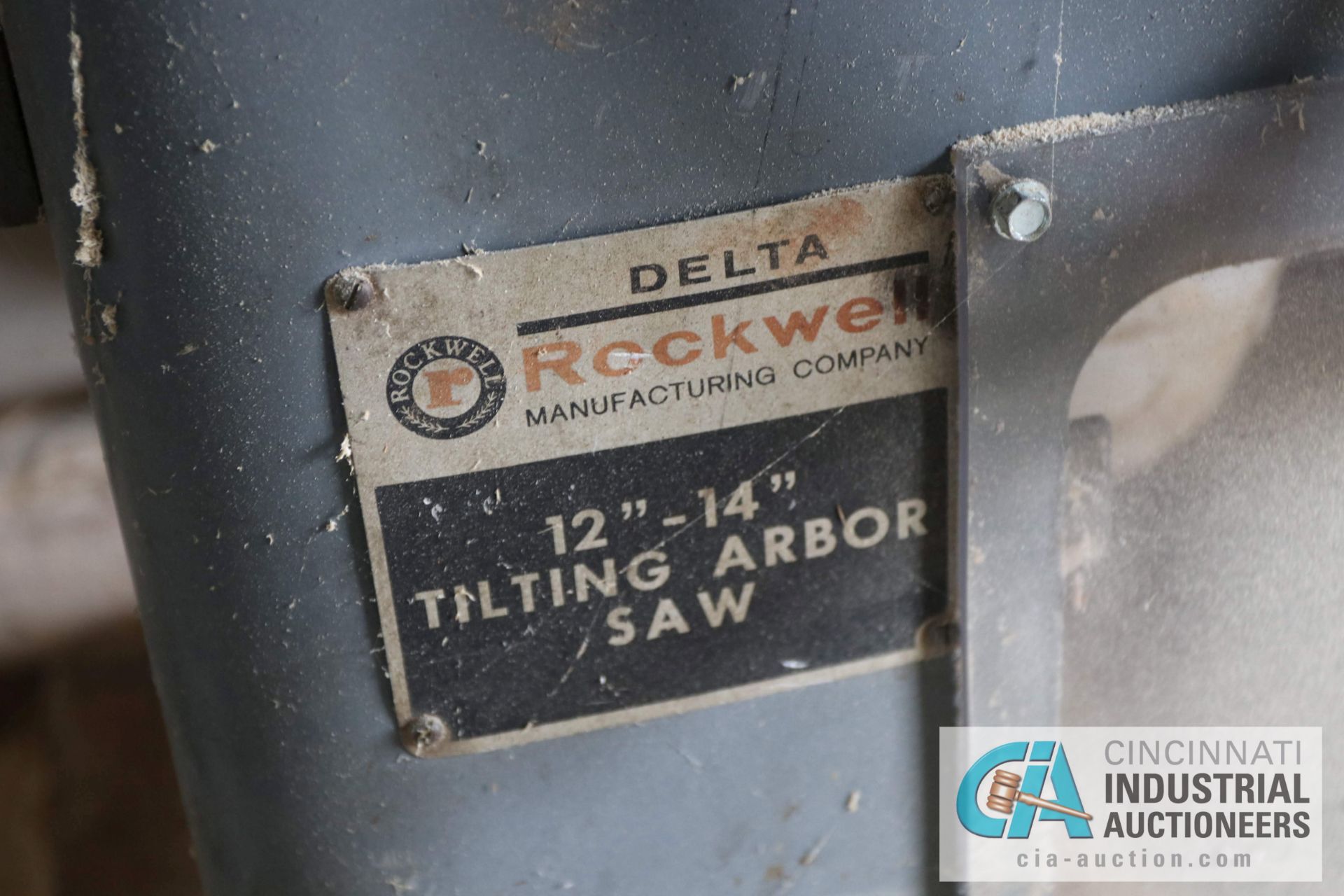 12" - 14" DELTA ROCKWELL TILTING ARBOR HEAVY DUTY TABLE SAW - $50.00 Rigging Fee Due to Onsite - Image 2 of 3