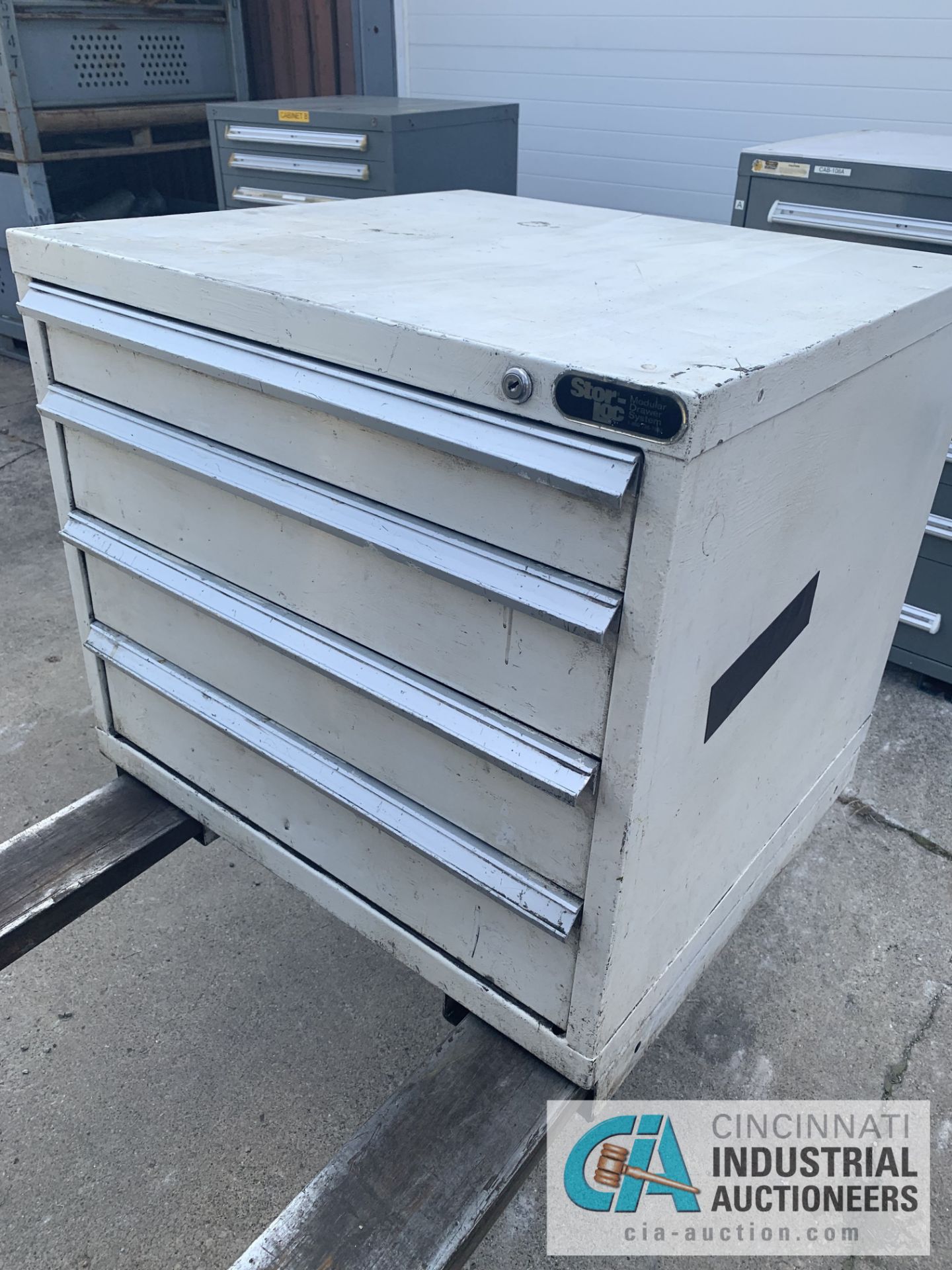 30" X 27" X 30" FOUR-DRAWER VIDMAR TOOL CABINET - $10.00 Rigging Fee Due to Onsite Rigger -