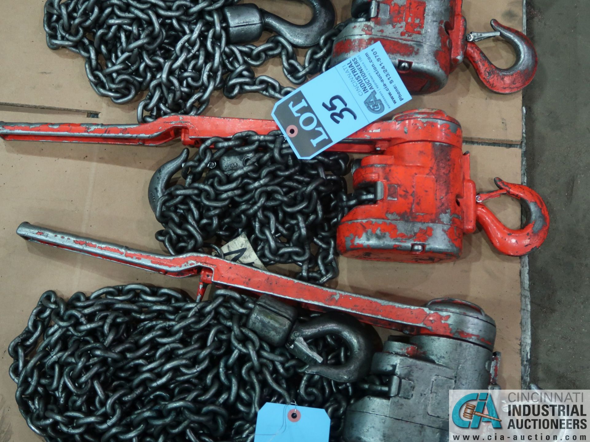 1-1/2 TON RATCHET PULLER HOIST