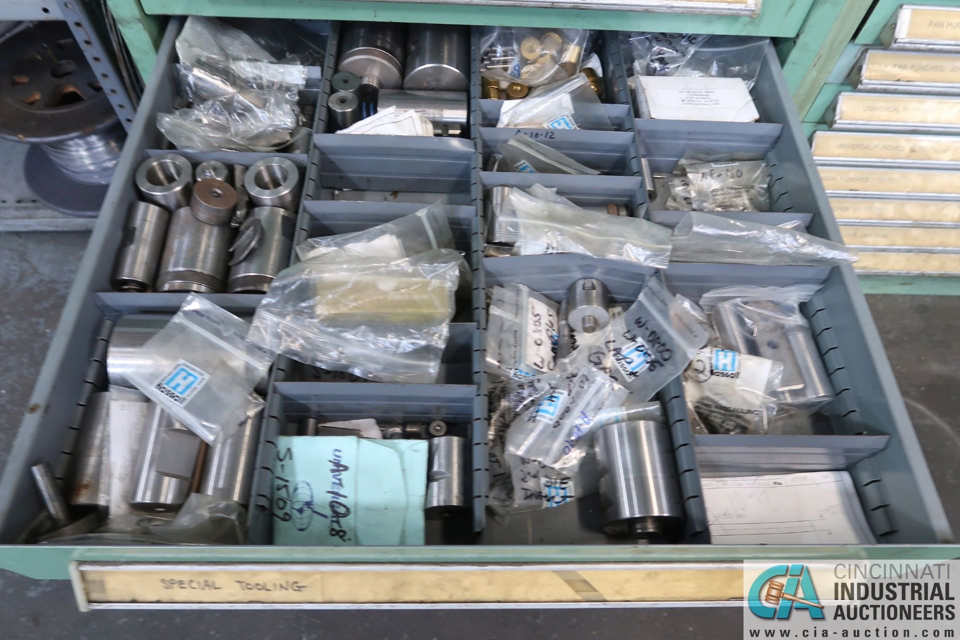 (LOT) TOOLING CABINET WITH DIES, DIE CASINGS, SPECIAL TOOLING - Image 10 of 12