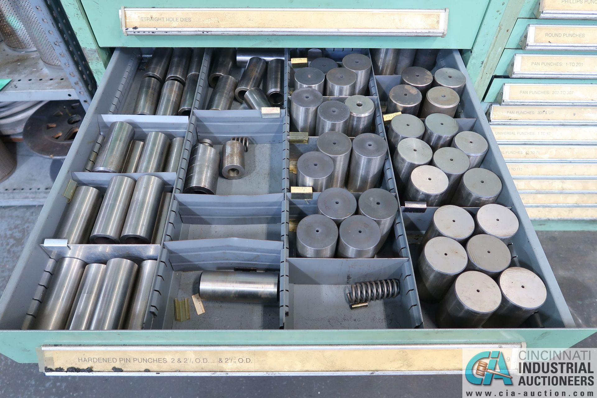 (LOT) TOOLING CABINET WITH DIES, DIE CASINGS, SPECIAL TOOLING - Image 9 of 12