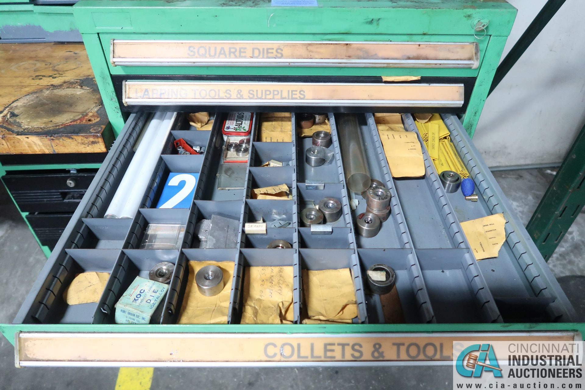 12-DRAWER CABINET WITH DRAW DIES - Image 4 of 12