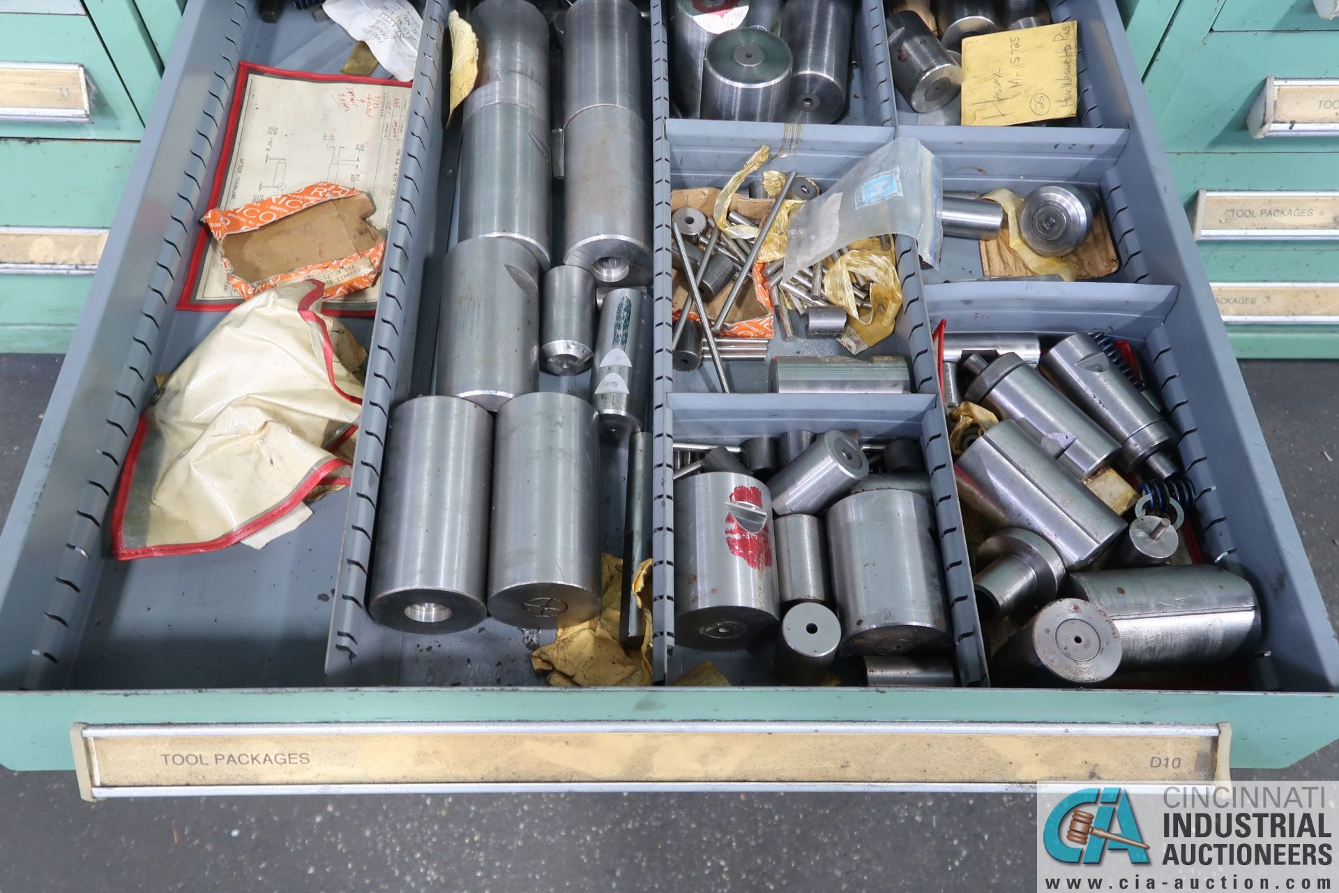 (LOT) TOOLING CABINET; NOTED AS TOOL PACKAGES - Image 11 of 13