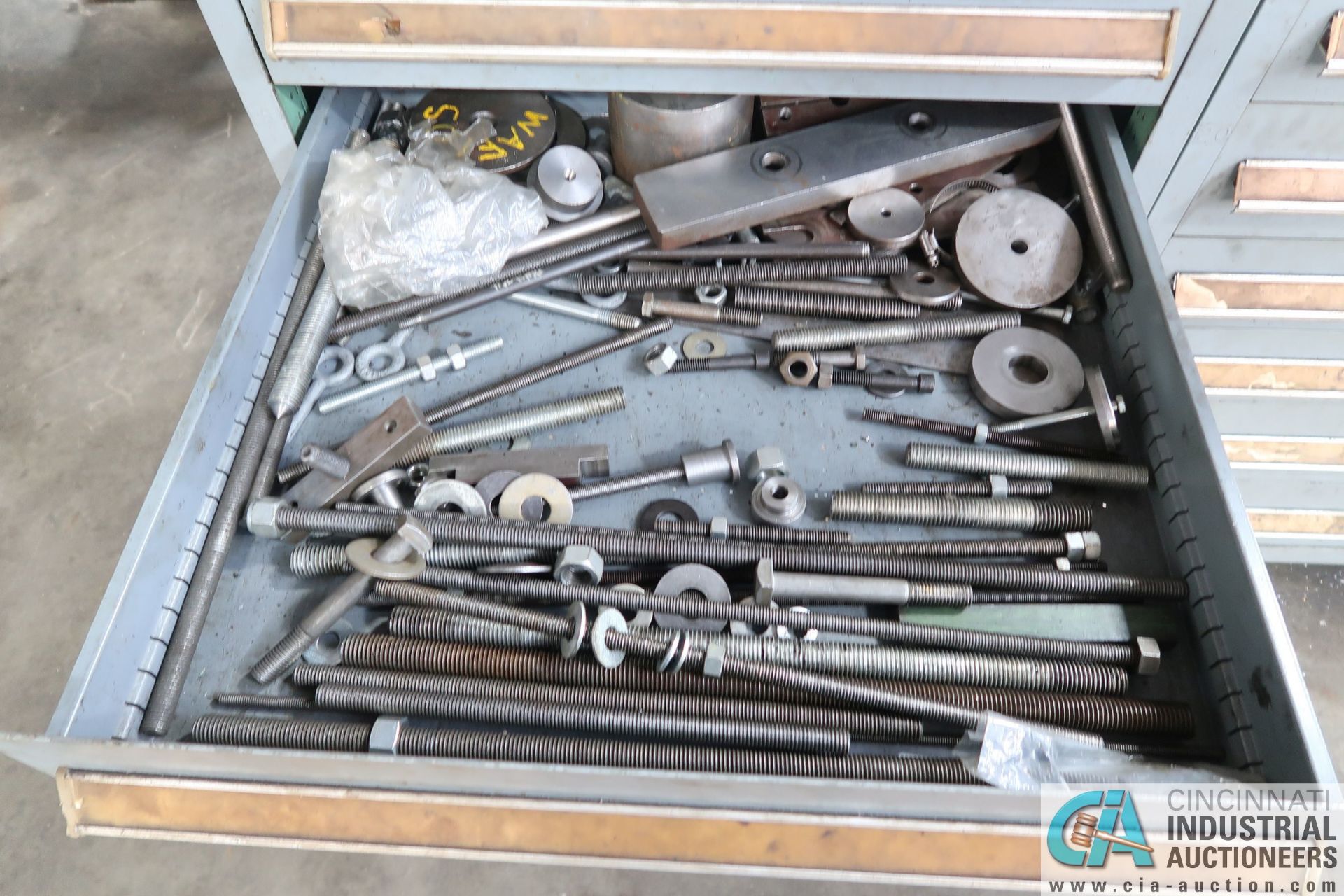 12-DRAWER CABINET WITH HARDWARE AND TOOL ROOM ITEMS - Image 8 of 8