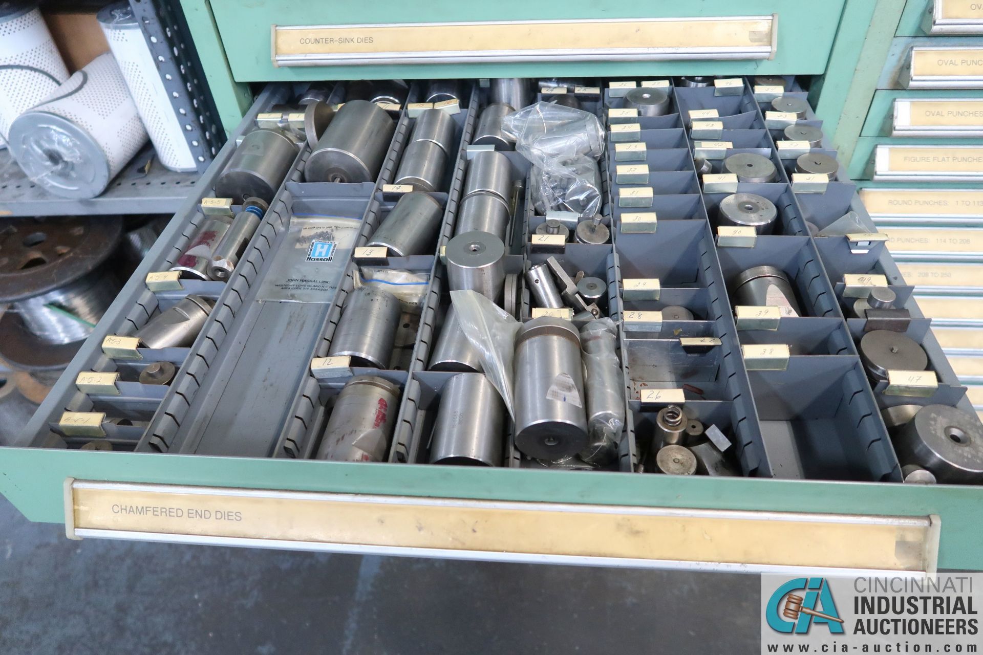 (LOT) TOOLING CABINET WITH DIES, DIE CASINGS, SPECIAL TOOLING - Image 5 of 12