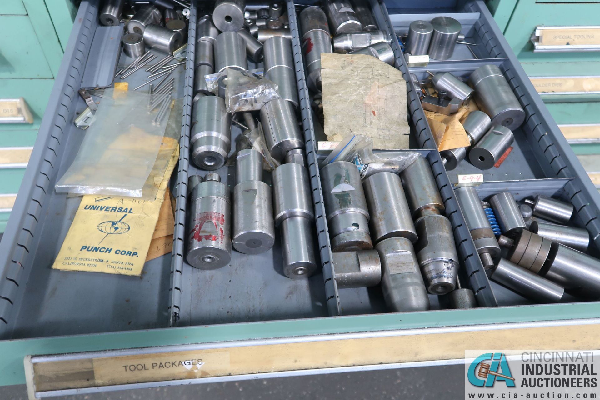 (LOT) TOOLING CABINET; NOTED AS TOOL PACKAGES - Image 10 of 14