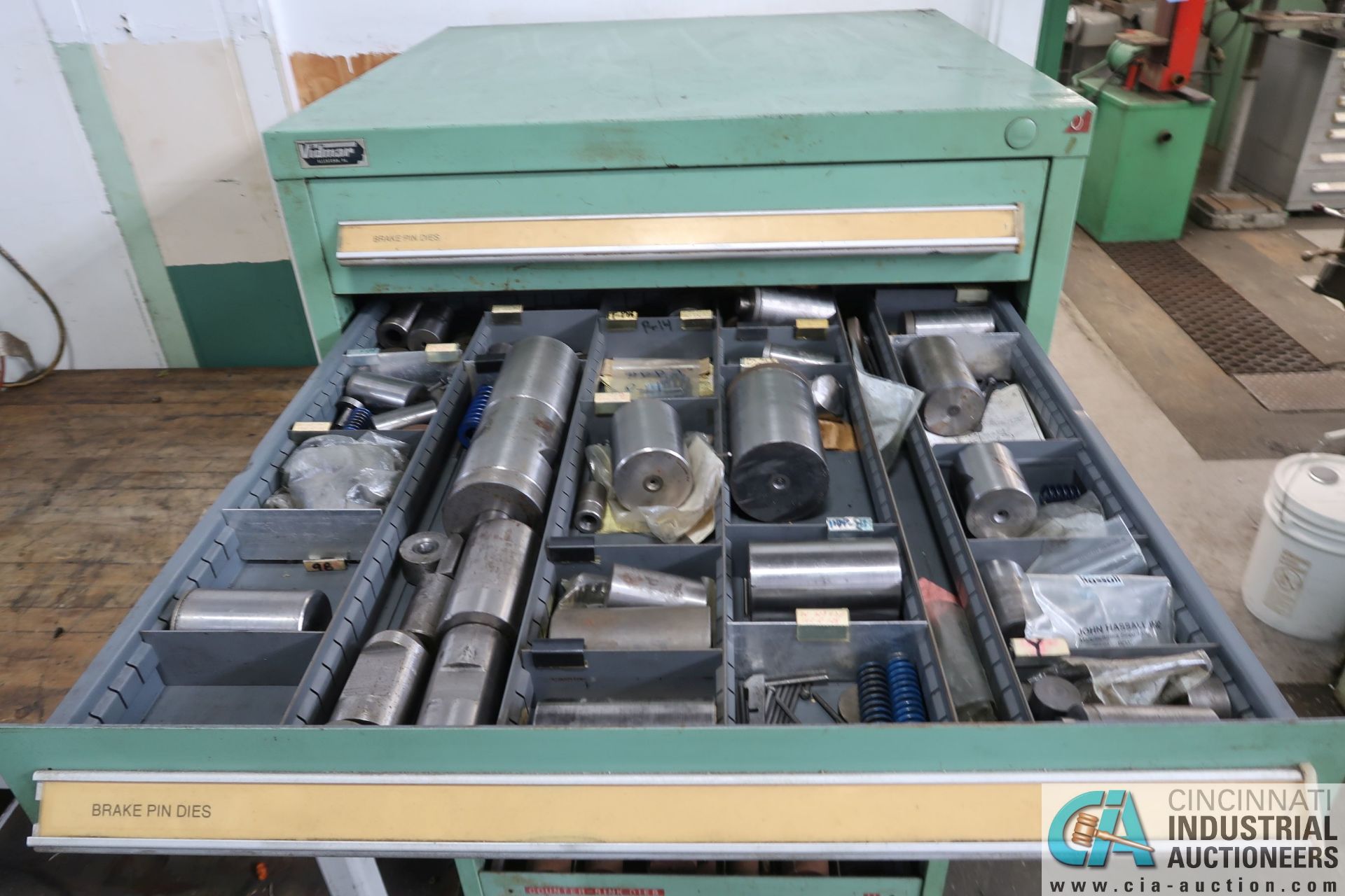 12-DRAWER TOOLING CABINET WITH TOOLING - Image 3 of 14