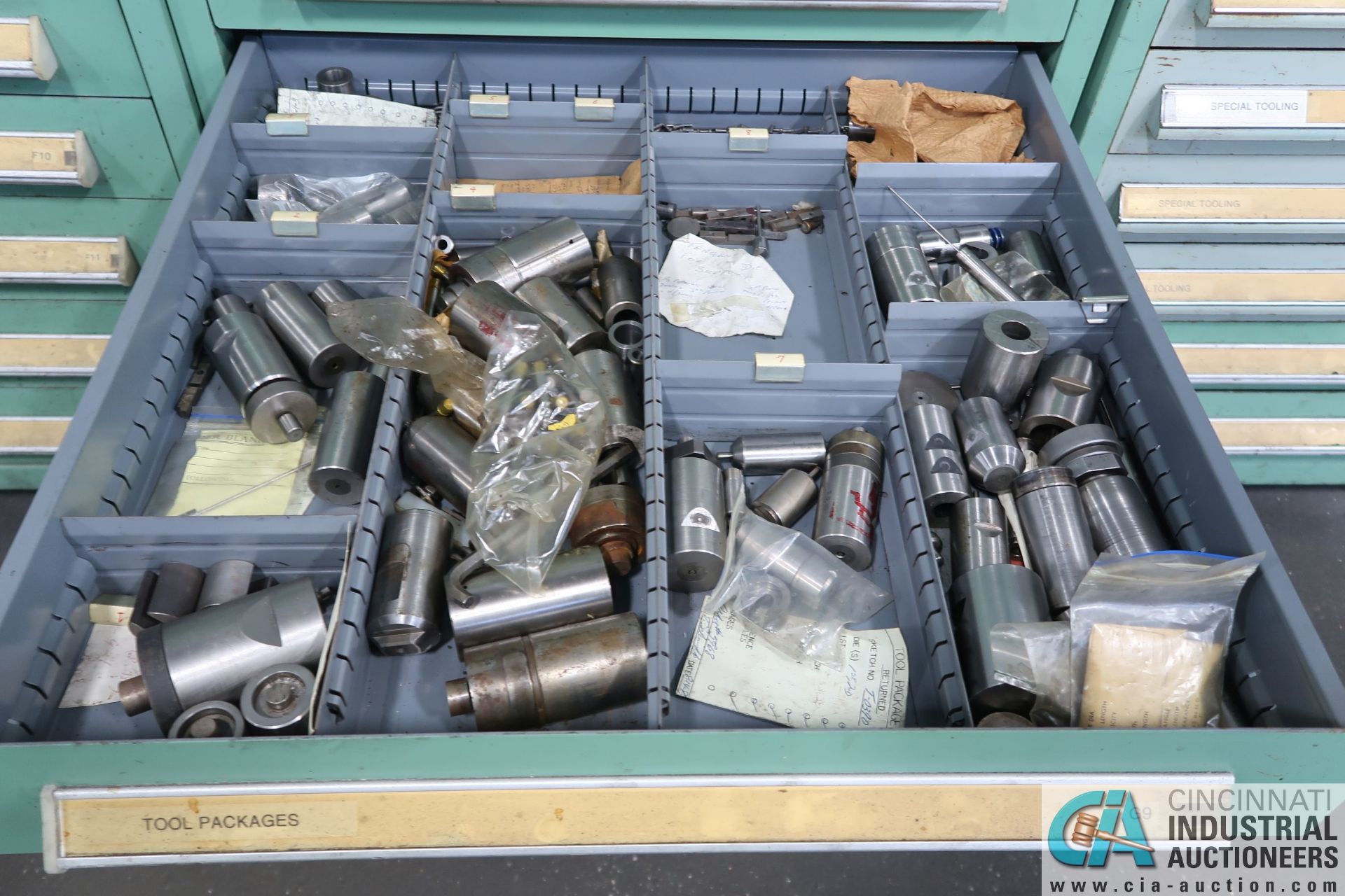 (LOT) TOOLING CABINET; NOTED AS TOOL PACKAGES - Image 10 of 13