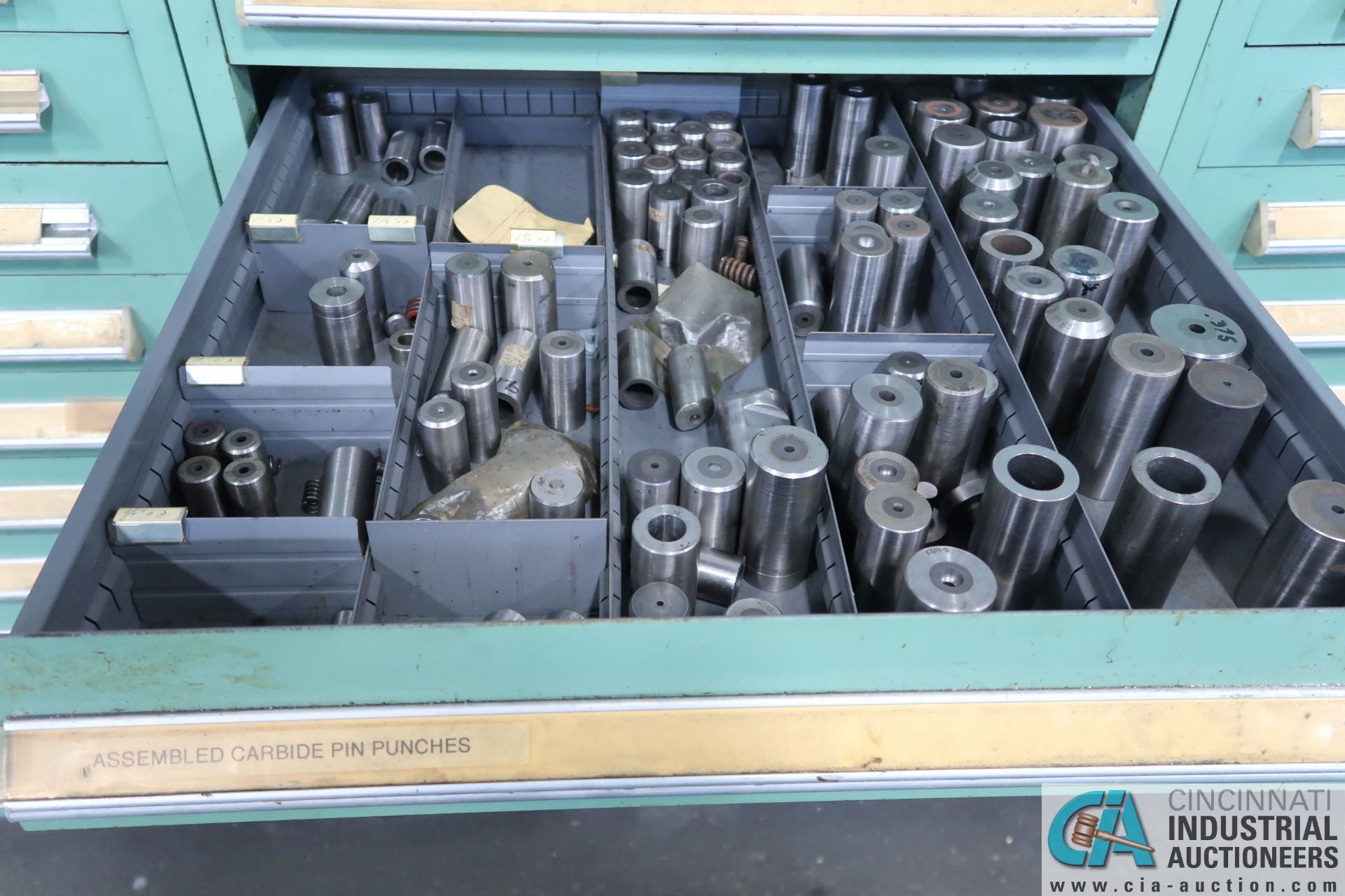 (LOT) TOOLING CABINET; PUNCHES, DIES, CHAMGERED DIES - Image 6 of 12