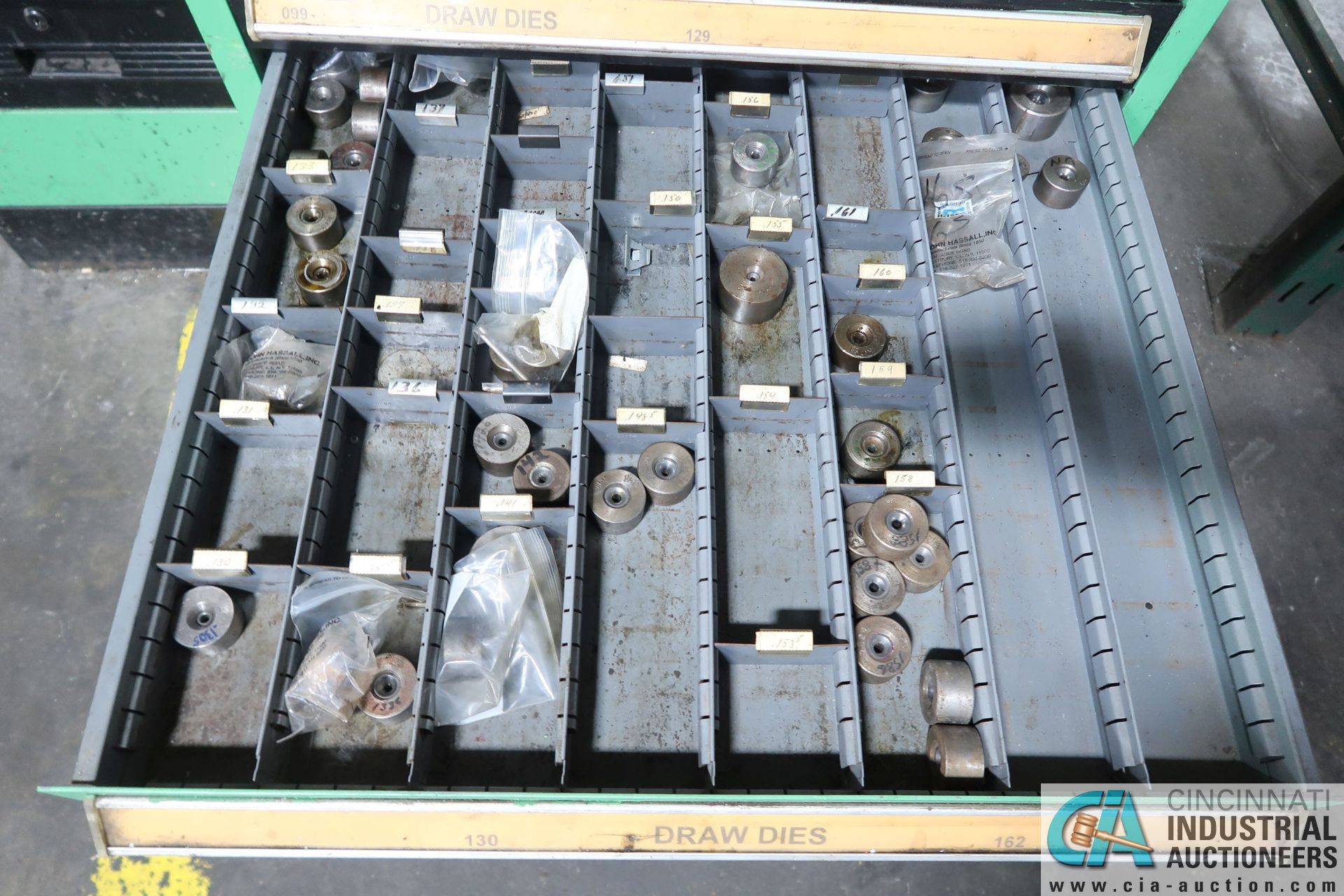 12-DRAWER CABINET WITH DRAW DIES - Image 9 of 12