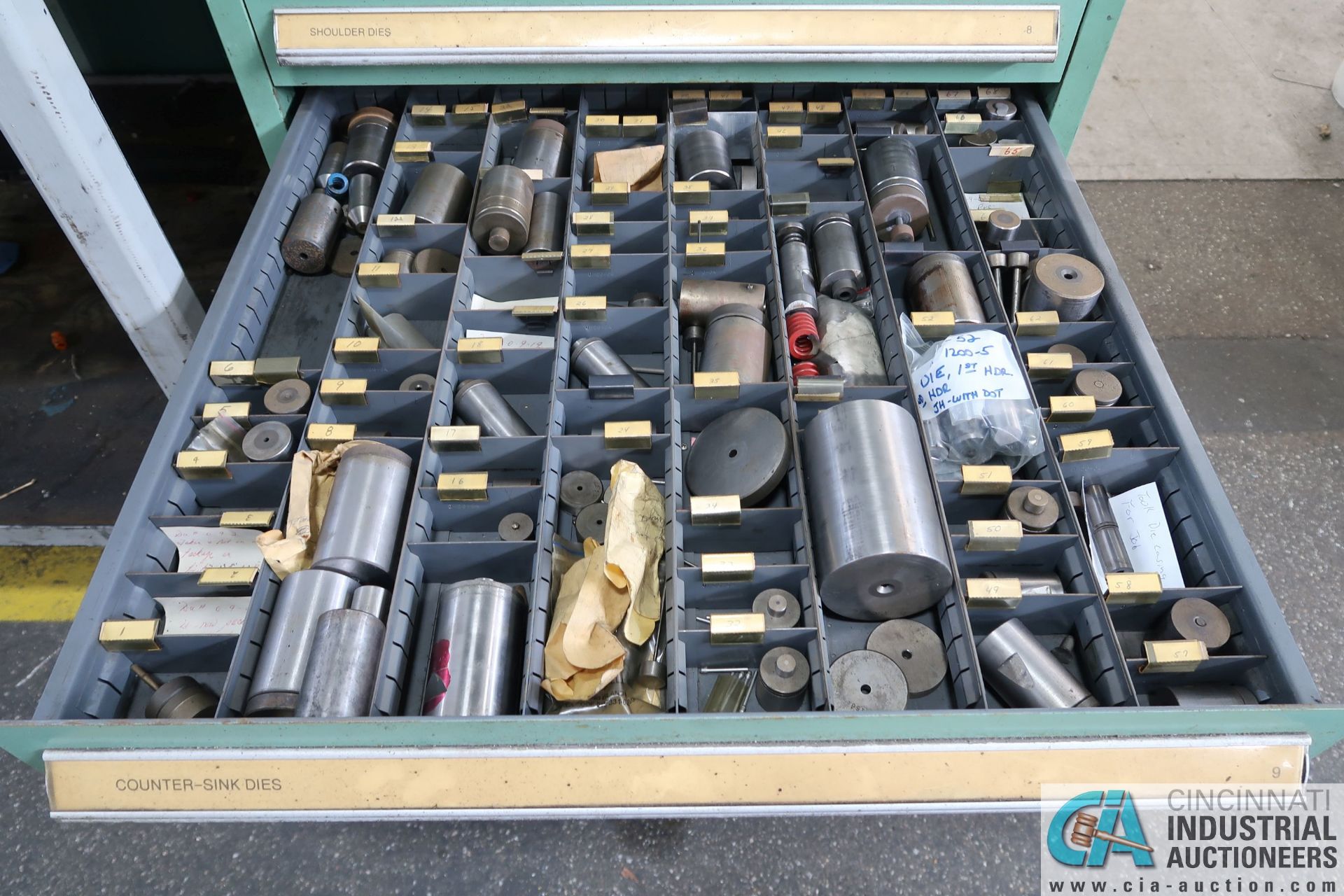 12-DRAWER TOOLING CABINET WITH TOOLING - Image 10 of 14