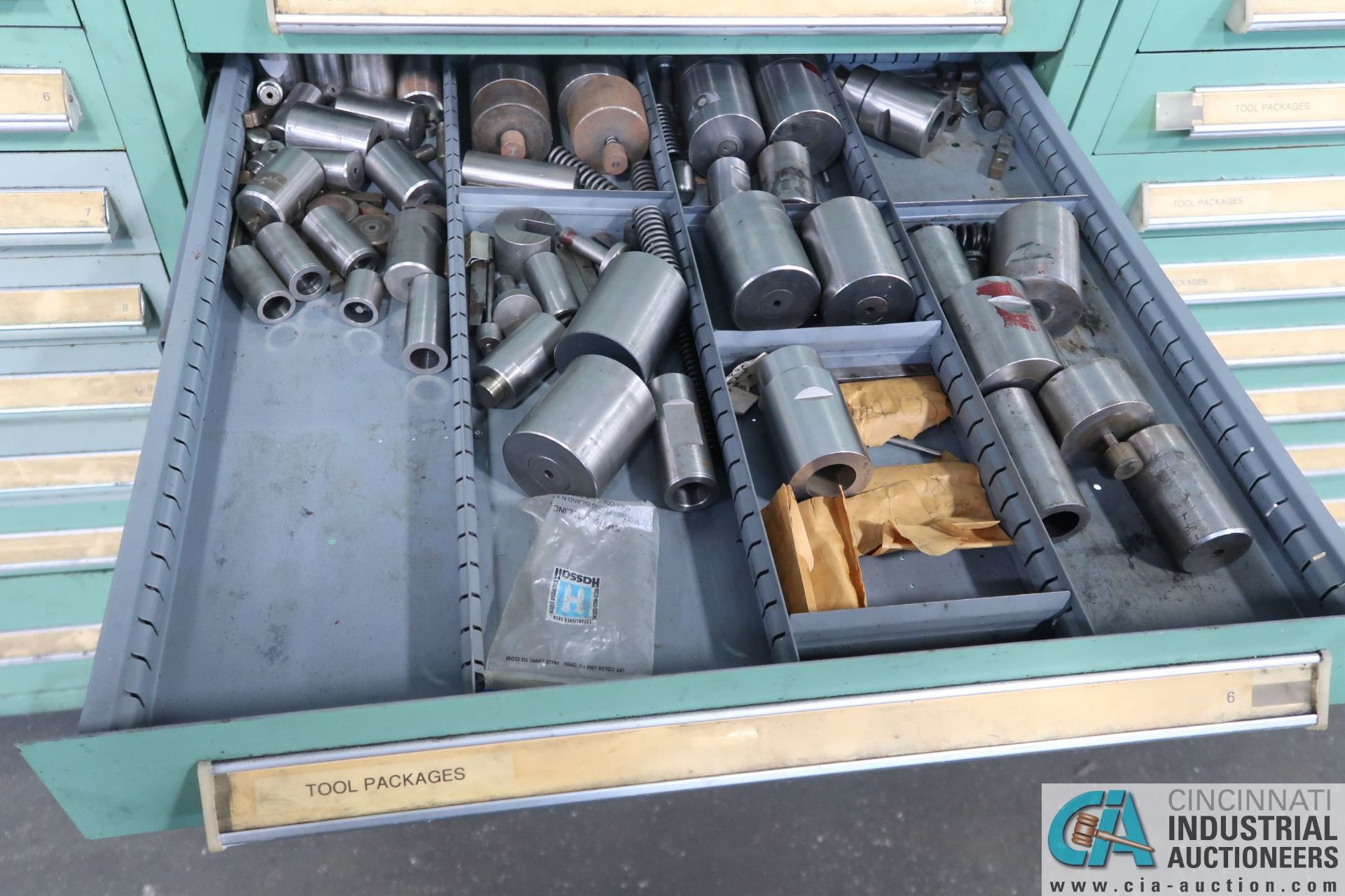 (LOT) TOOLING CABINET; NOTED AS TOOL PACKAGES - Image 7 of 13