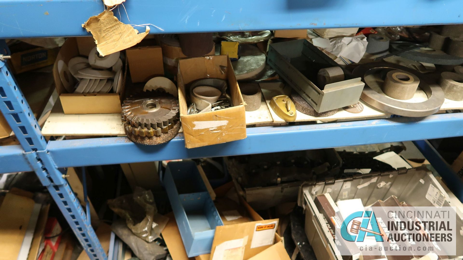 (LOT) ASSORTED ABRASIVES, GRINDING WHEELS AND HARDWARE ON (5) SECTIONS BLUE RACK AND IN WIRE BASKET - Image 6 of 24